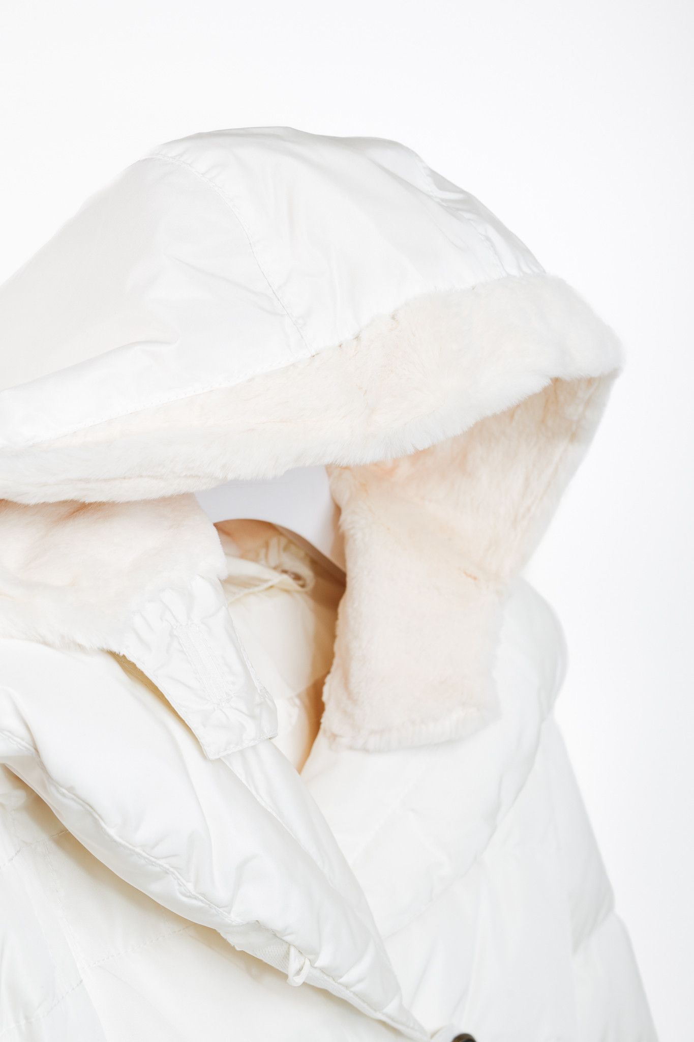 Louis Vuitton Louis Vuitton Cream Mink-Hood Belted Down Jacket Size S / US 4 / IT 40 - 8 Thumbnail