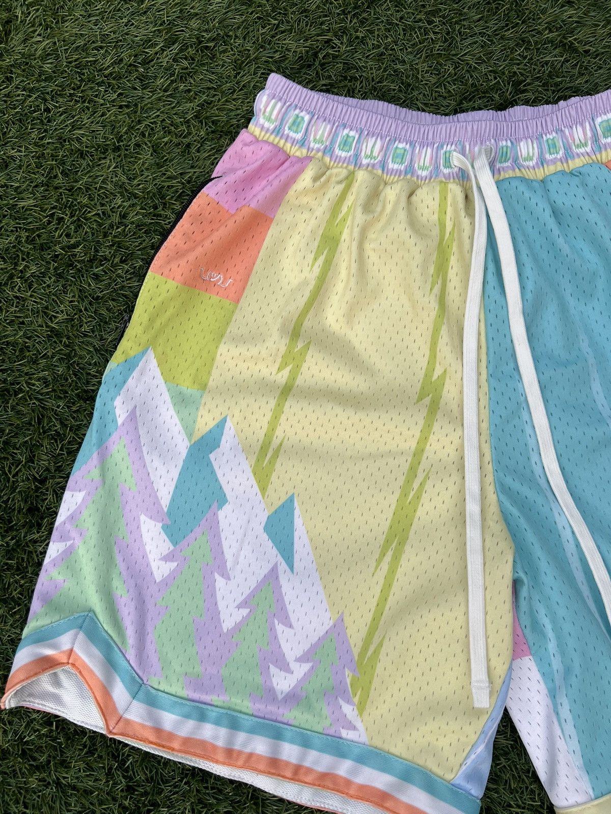 Collect and Select Collect and Select “What the Pastel” Size US 31 - 3 Thumbnail