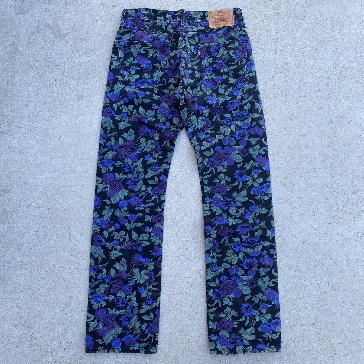 Levi's × Supreme Supreme Levis 505 Floral Denim Jeans Black 2016 Grunge 30x32 Size US 30 / EU 46 - 6 Thumbnail