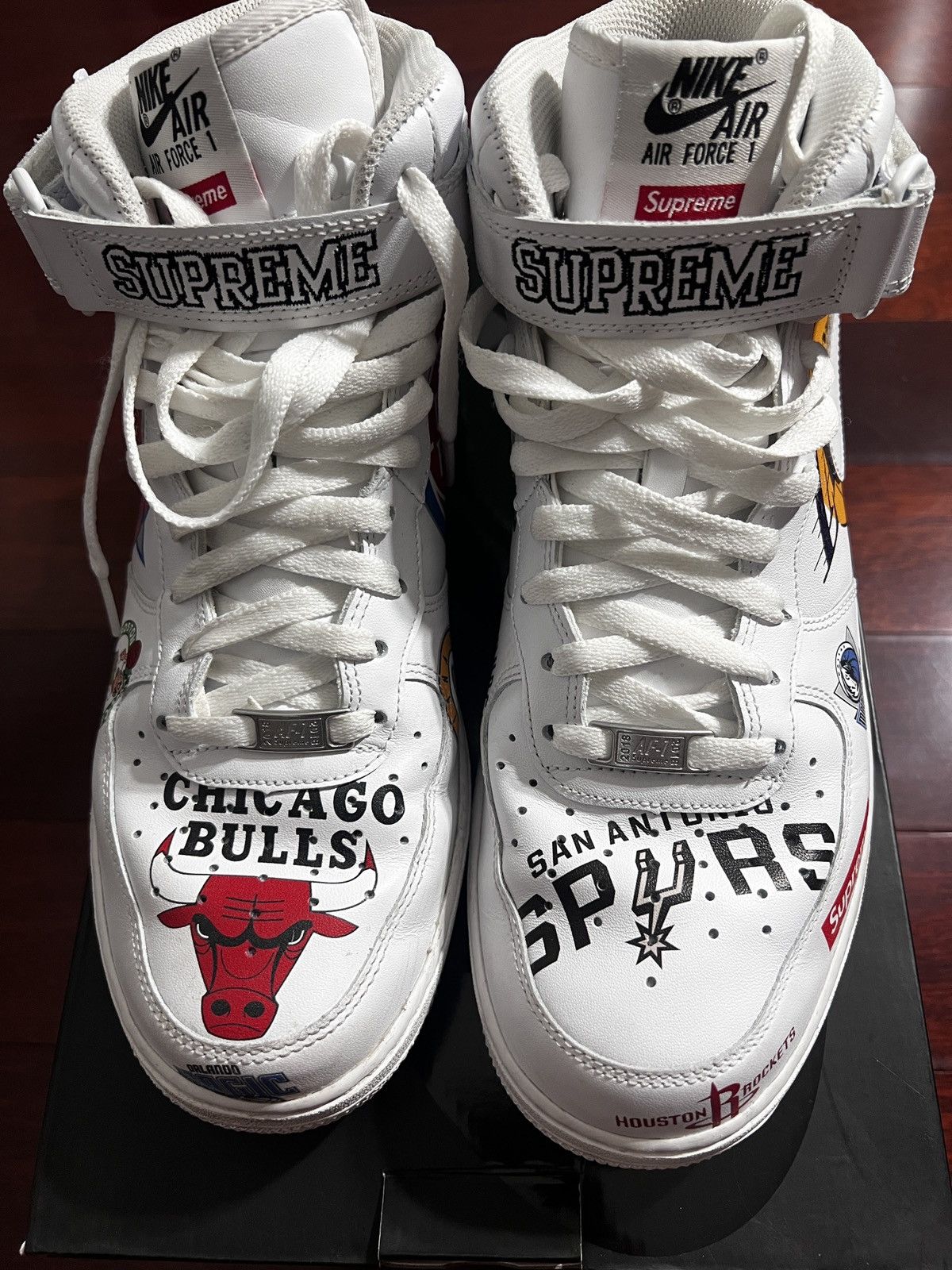 Supreme chicago bulls shoes on sale