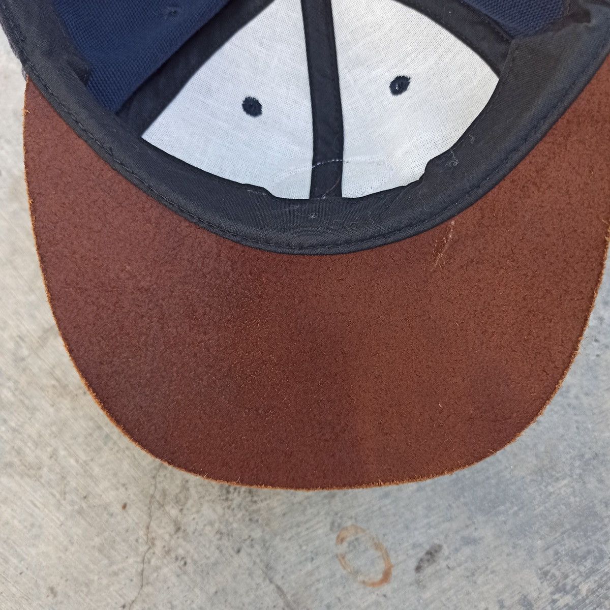 Leather × Vintage Fox fire hat with bold leather visor Size ONE SIZE - 19 Thumbnail