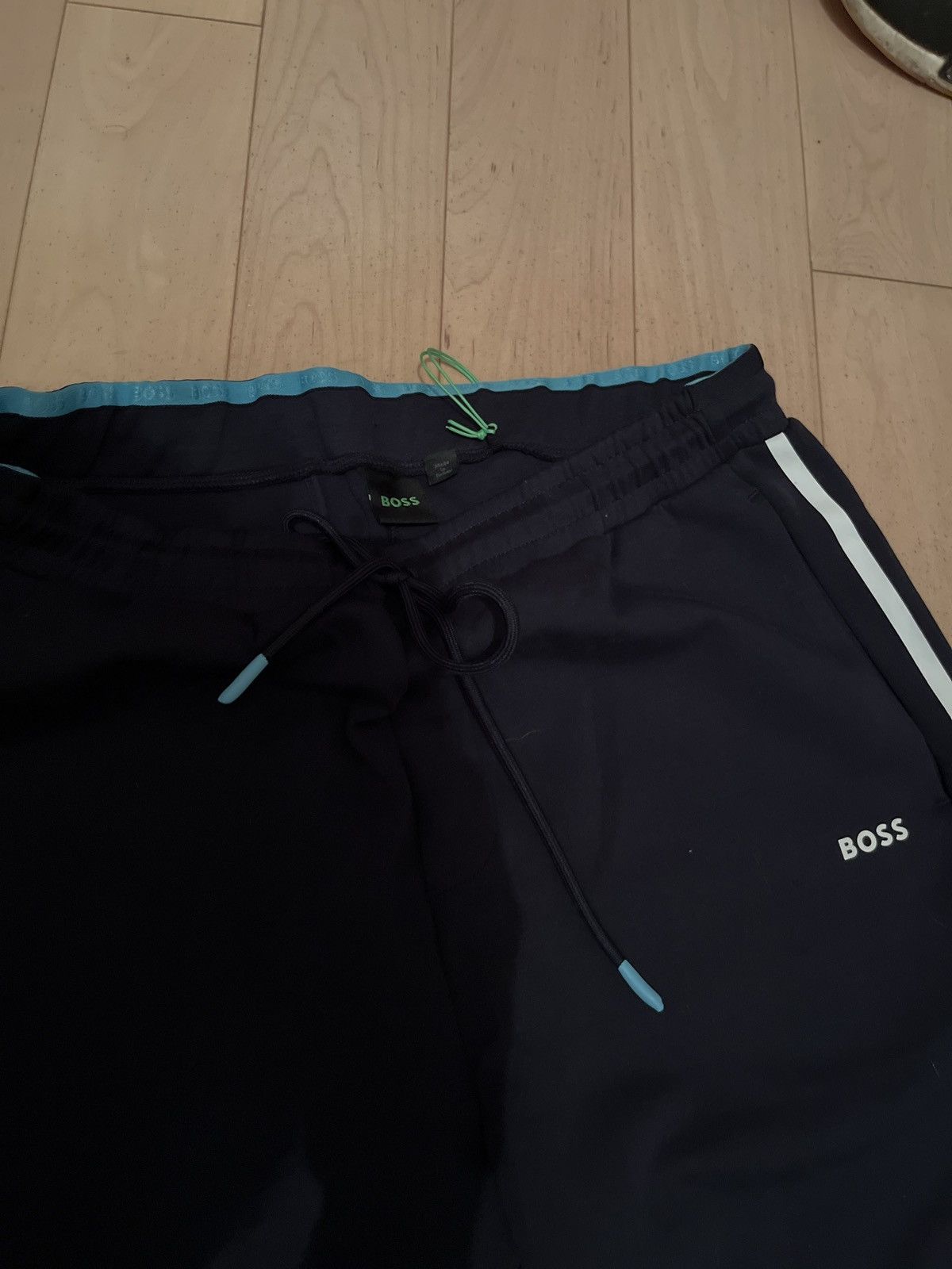 Hugo Boss Boss black loose sweatpants Size US 36 / EU 52 - 2 Thumbnail