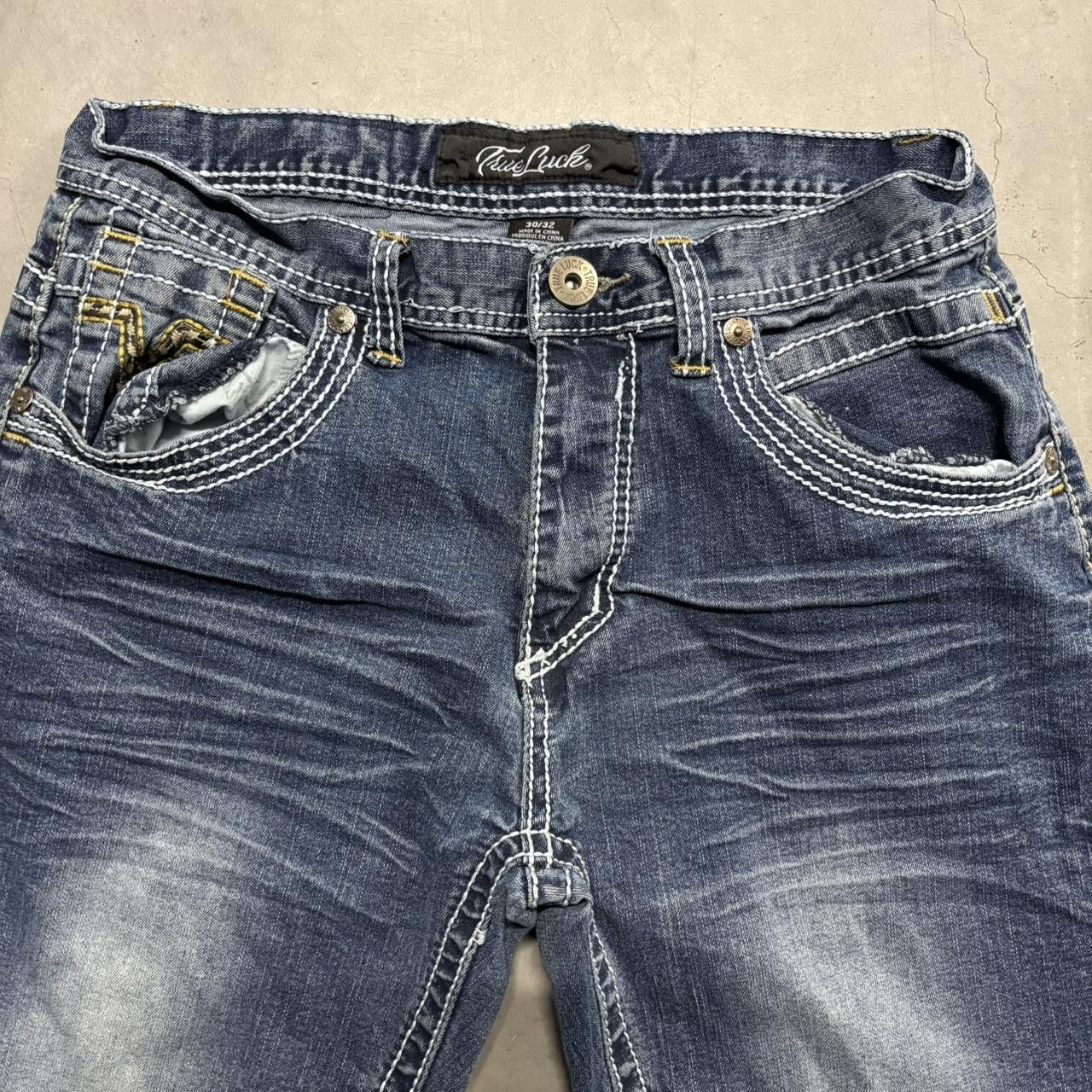 Vintage Crazy Vintage Y2K/2000s Straight fit Streetwear Style Dark Blue Wash TrueLuck Denim Jeans! Size US 30 / EU 46 - 2 Thumbnail