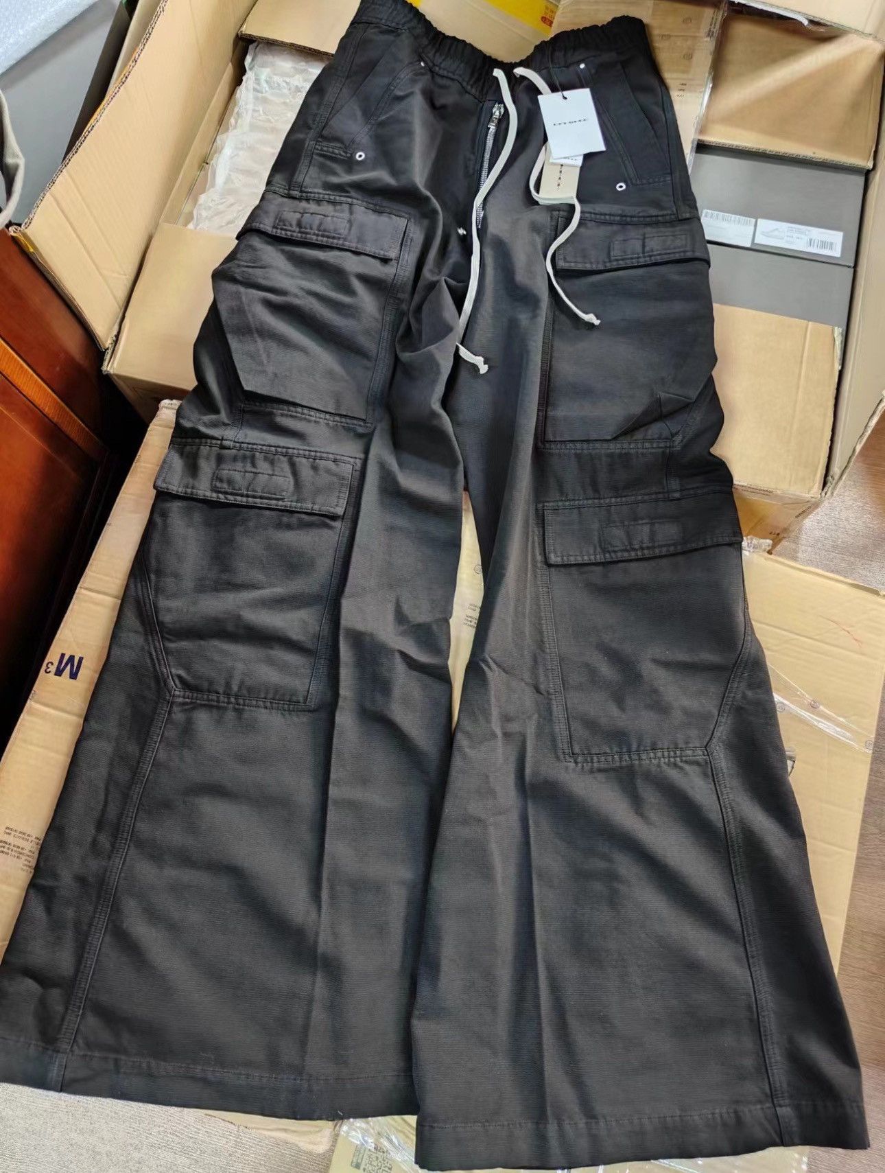 Rick Owens Rick Owens Drkshdw cargo bela | Grailed