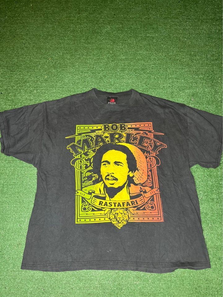 Bob Marley Vintage Bob Marley T-shirt Size 2XL Size US XXL / EU 58 / 5 - 1 Thumbnail