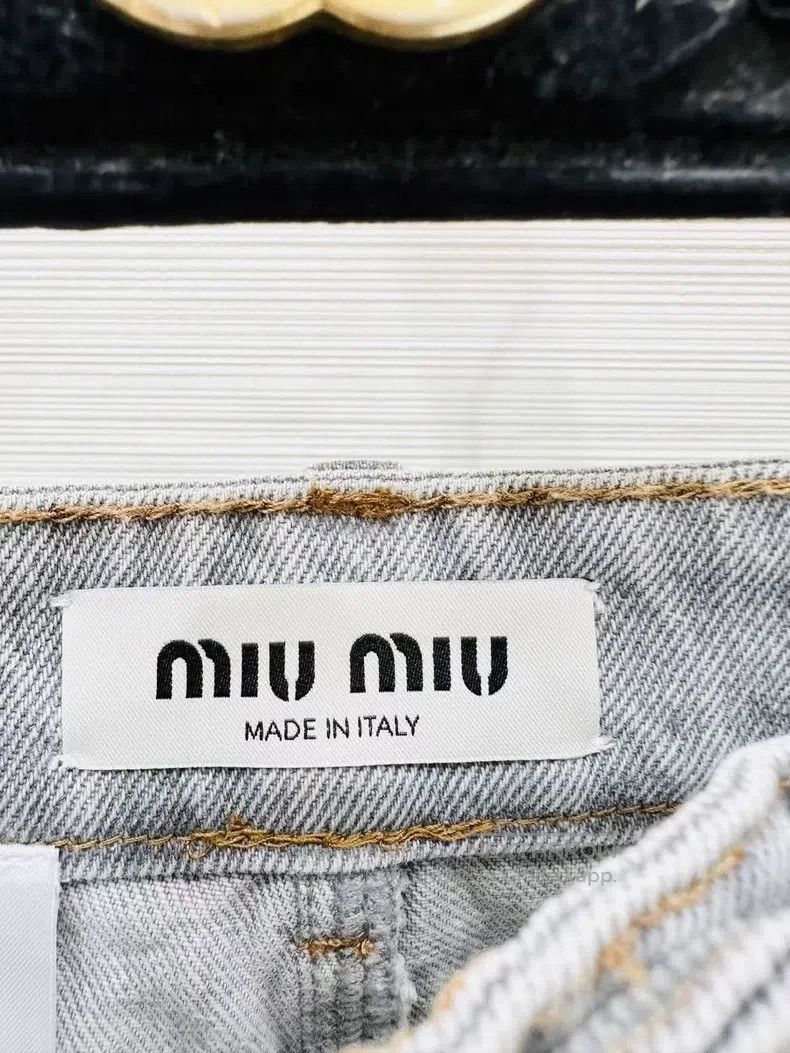 Miu Miu Miu Miu 25 Grey denim shorts with edged hem Size 25" / US 0 / IT 36 - 3 Thumbnail