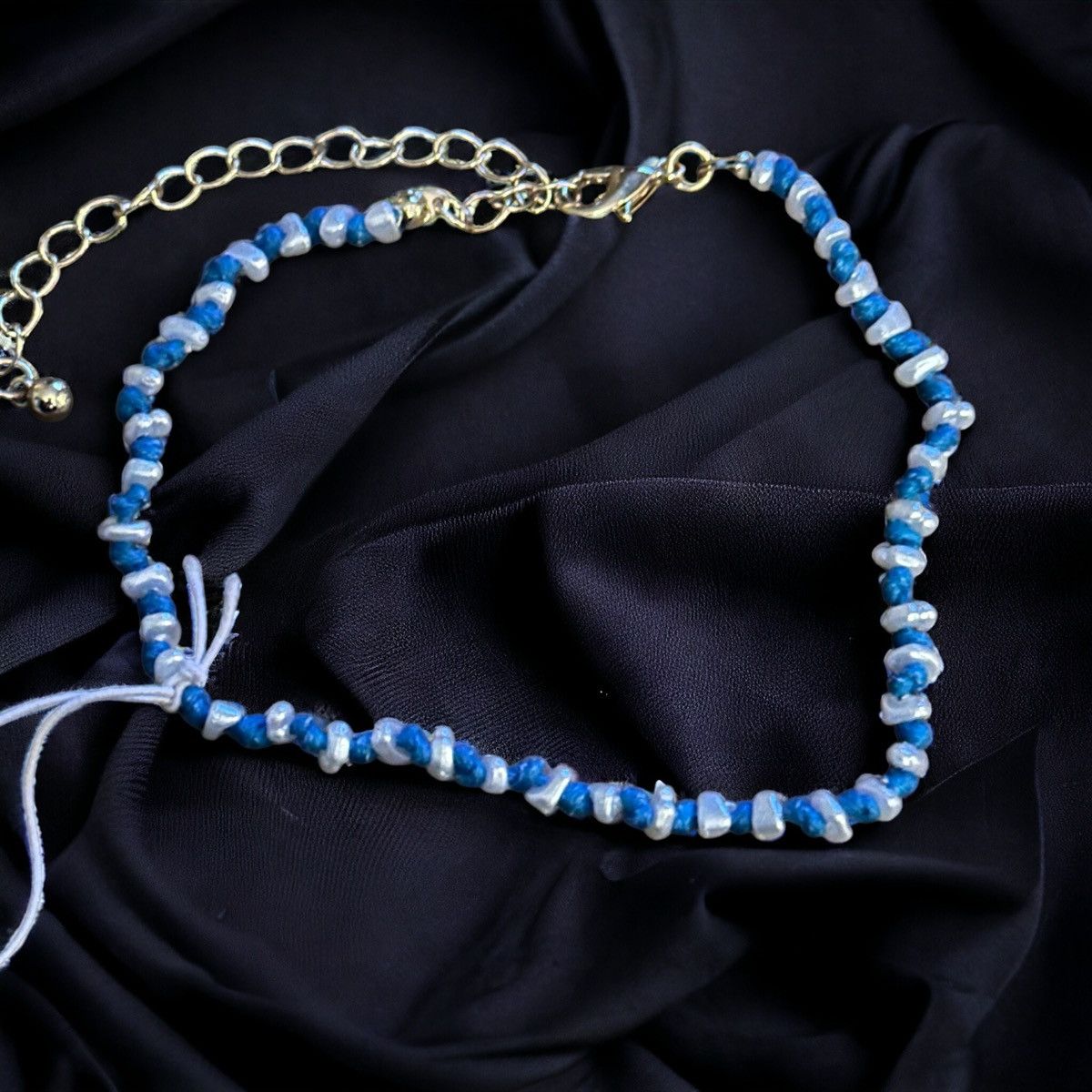 Other Blue and white chip bead bracelet/anklet Size ONE SIZE - 1 Thumbnail
