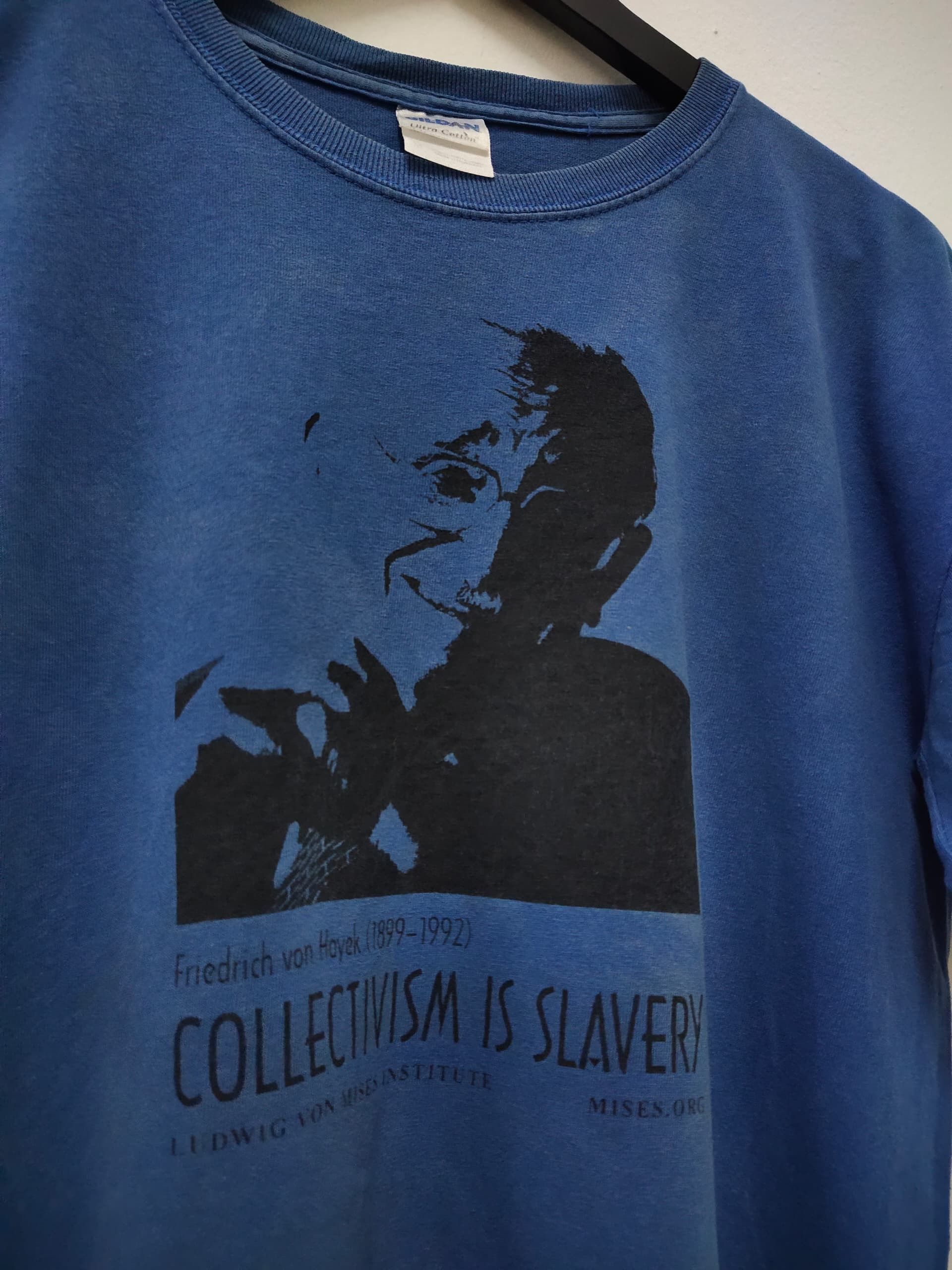 Band Tees vintage Friedrich Von Hayek potrait tee graphic rare Size US M / EU 48-50 / 2 - 6 Thumbnail