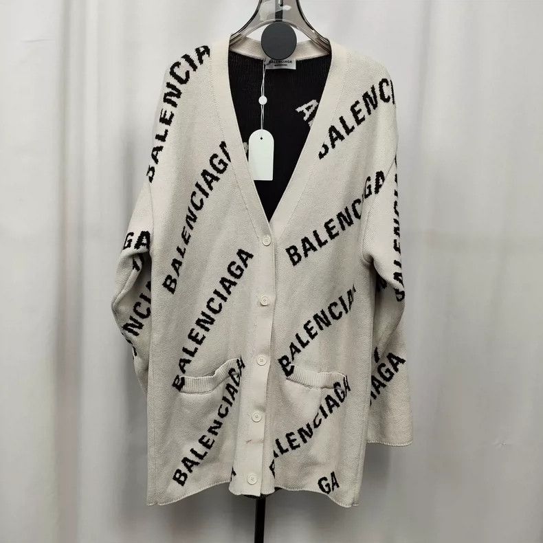 Balenciaga Balenciaga Knitted cardigan sweater full of logo Size XS / US 0-2 / IT 36-38 - 1 Thumbnail
