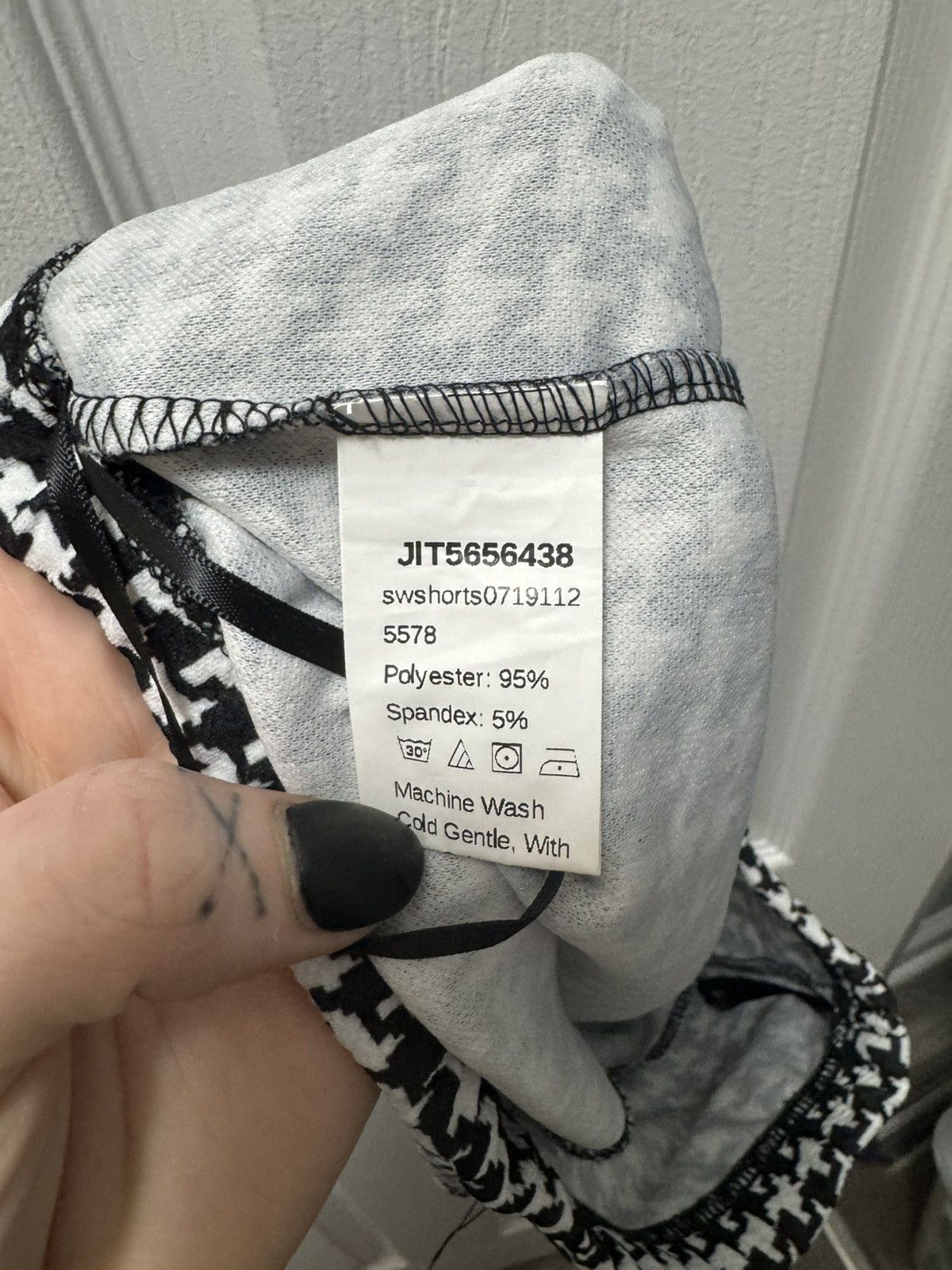 Japanese Brand Japanese Shorts Cute Sawtooth Y2K Girl Black White Size 28" / US 6 / IT 42 - 4 Thumbnail