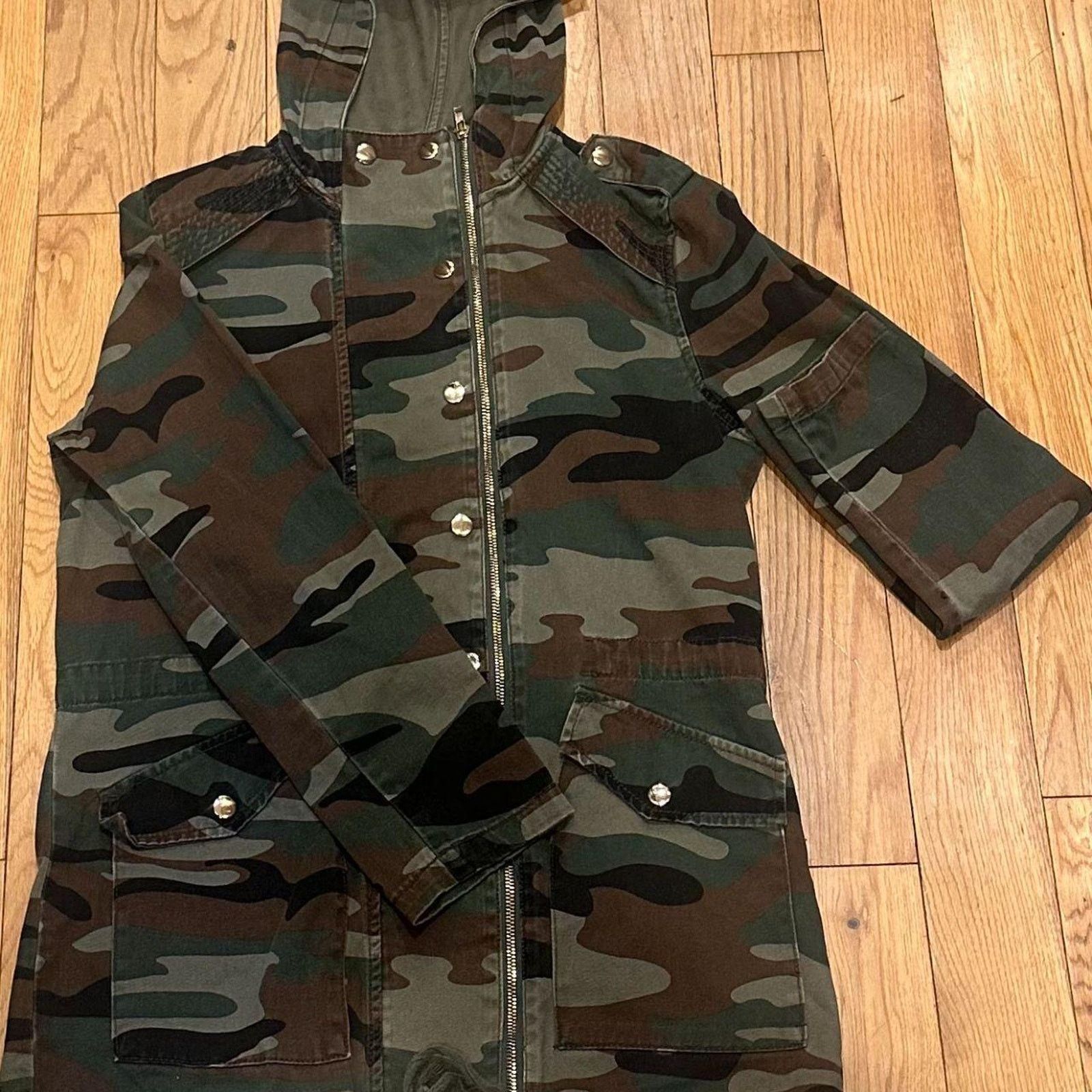 Forever 21 Forever 21 camo utility jacket Size S / US 4 / IT 40 - 1 Thumbnail