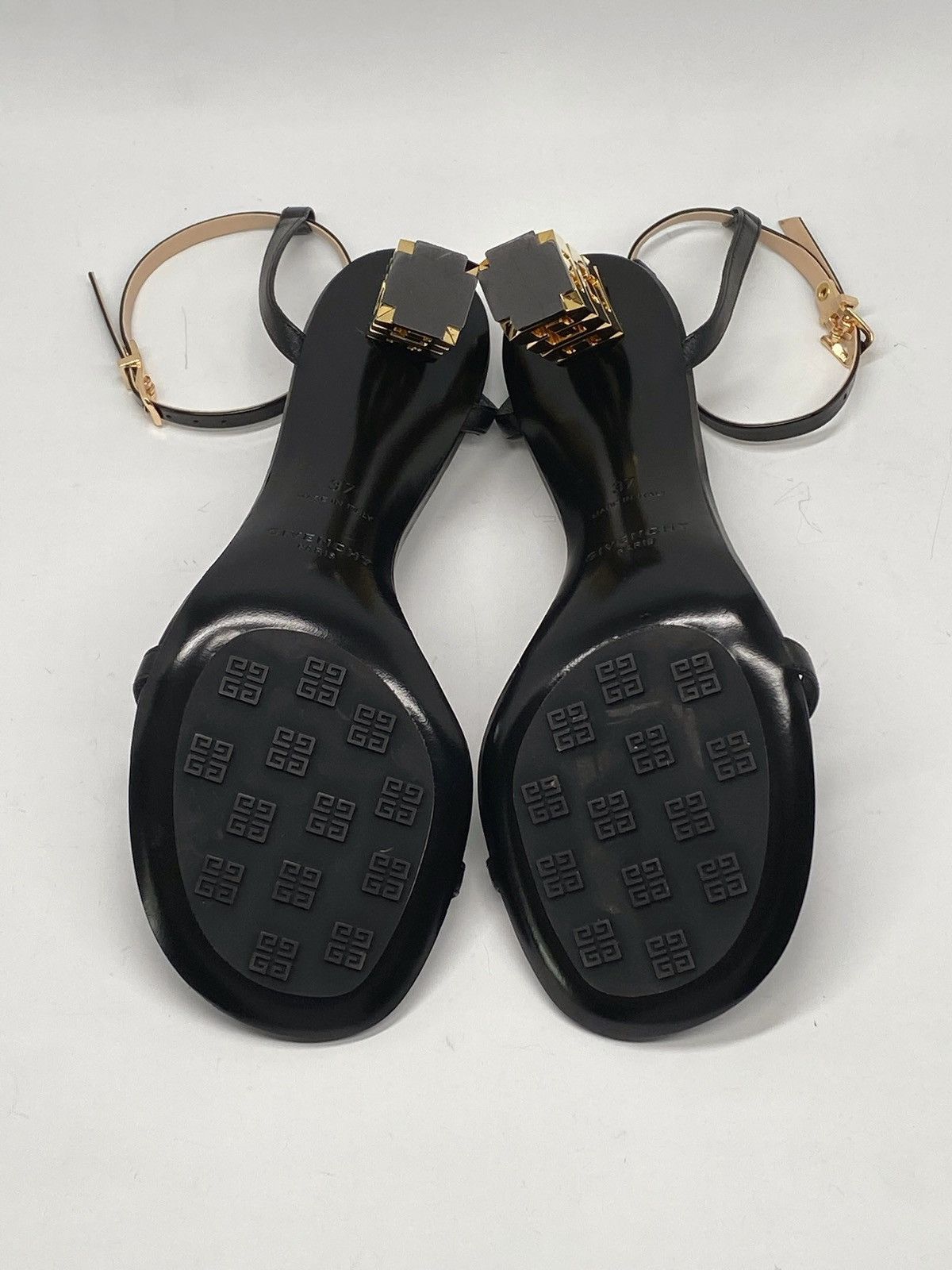 Givenchy Givenchy G Cube Sculptural Heel Leather Sandals size 37 Size US 7 / IT 37 - 12 Thumbnail