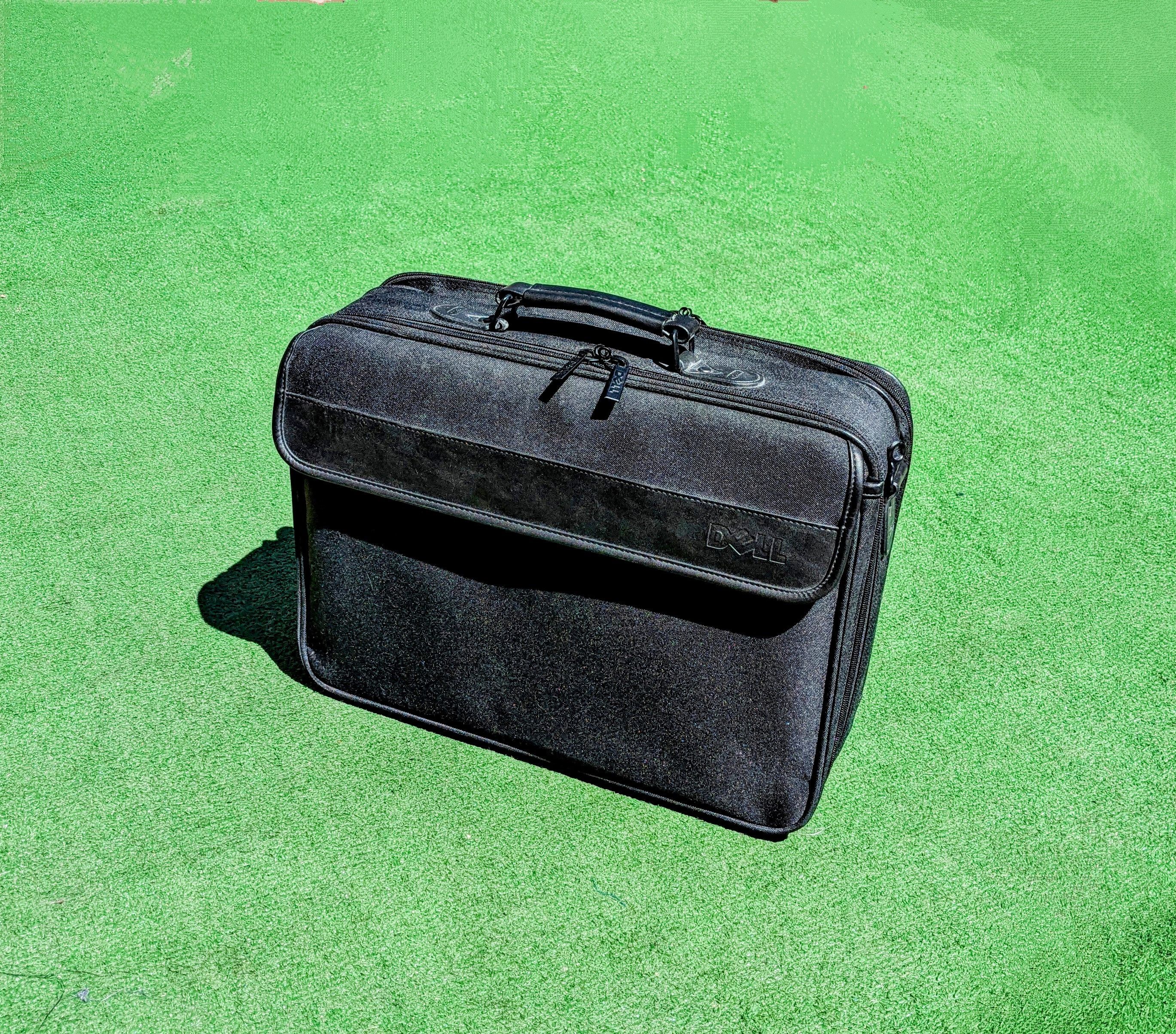 Designer Dell Pockets Laptop 15" Shoulder Padded Briefcase Bag Case Size ONE SIZE - 1 Thumbnail