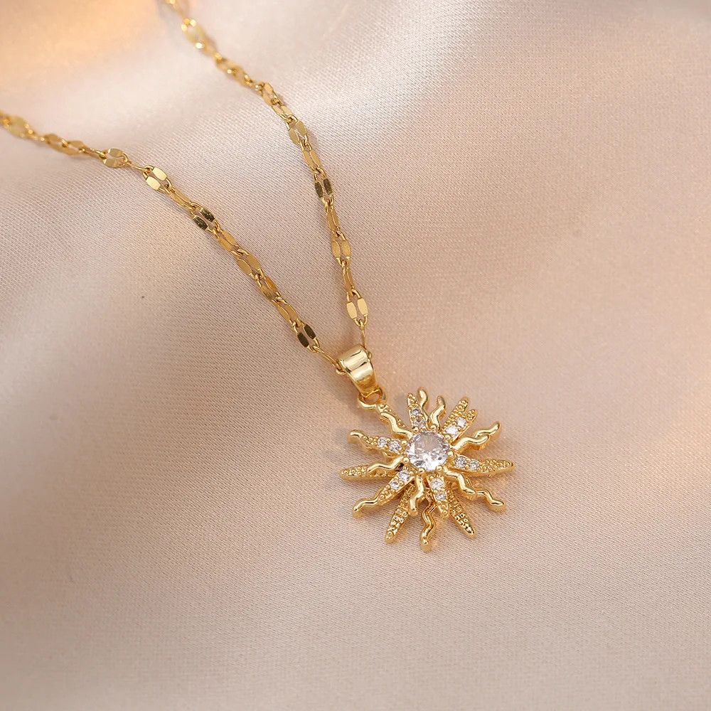 Other Rotating Flower Pendant Stainless Steel Chains Necklaces Size ONE SIZE - 2 Thumbnail