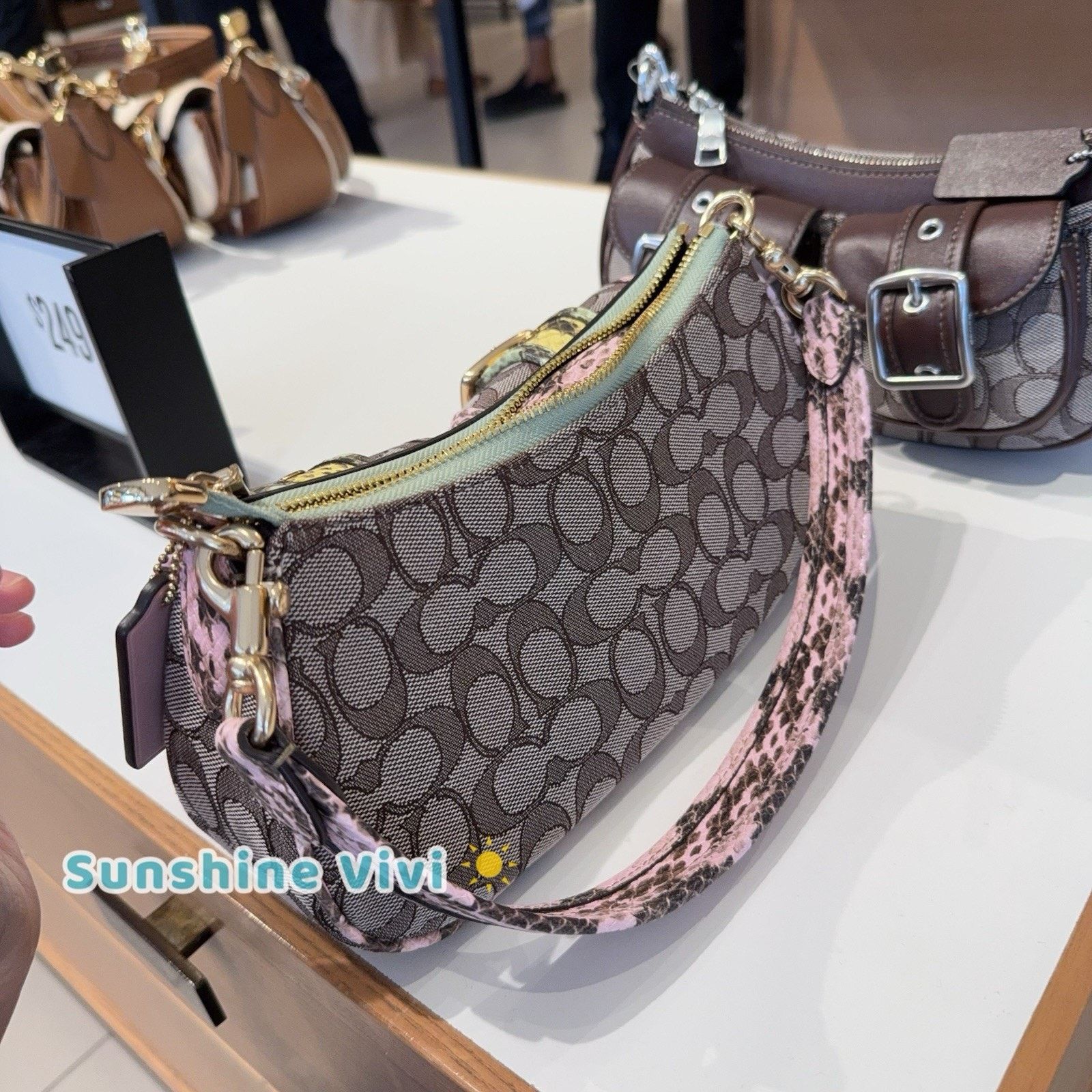 Coach NWT Coach Ashton Shoulder Bag CDW50 snake embossed leather Size ONE SIZE - 8 Thumbnail
