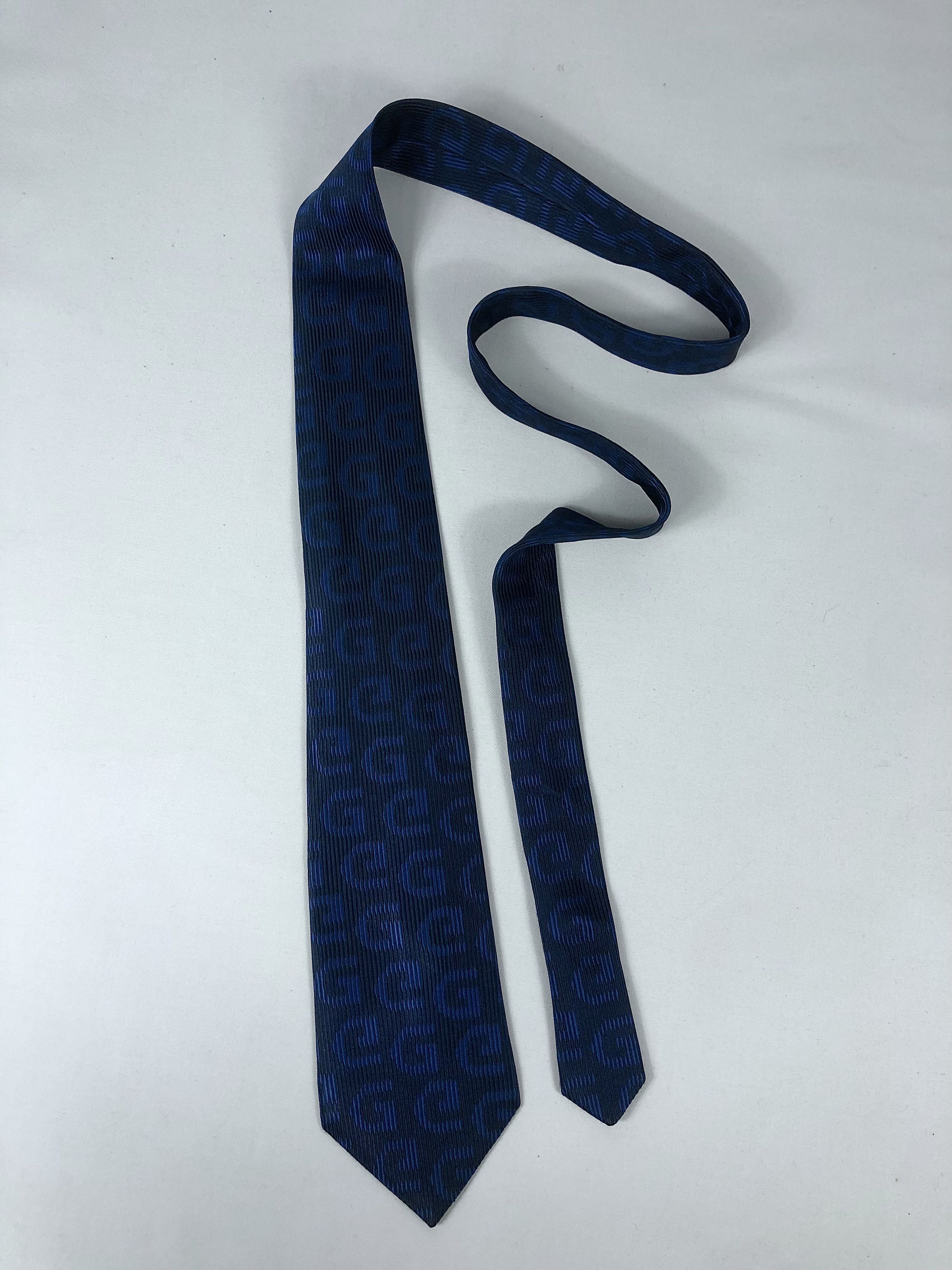 Gucci Rare Gucci GG Monogram Silk Tie Made in Italy Size ONE SIZE - 2 Thumbnail