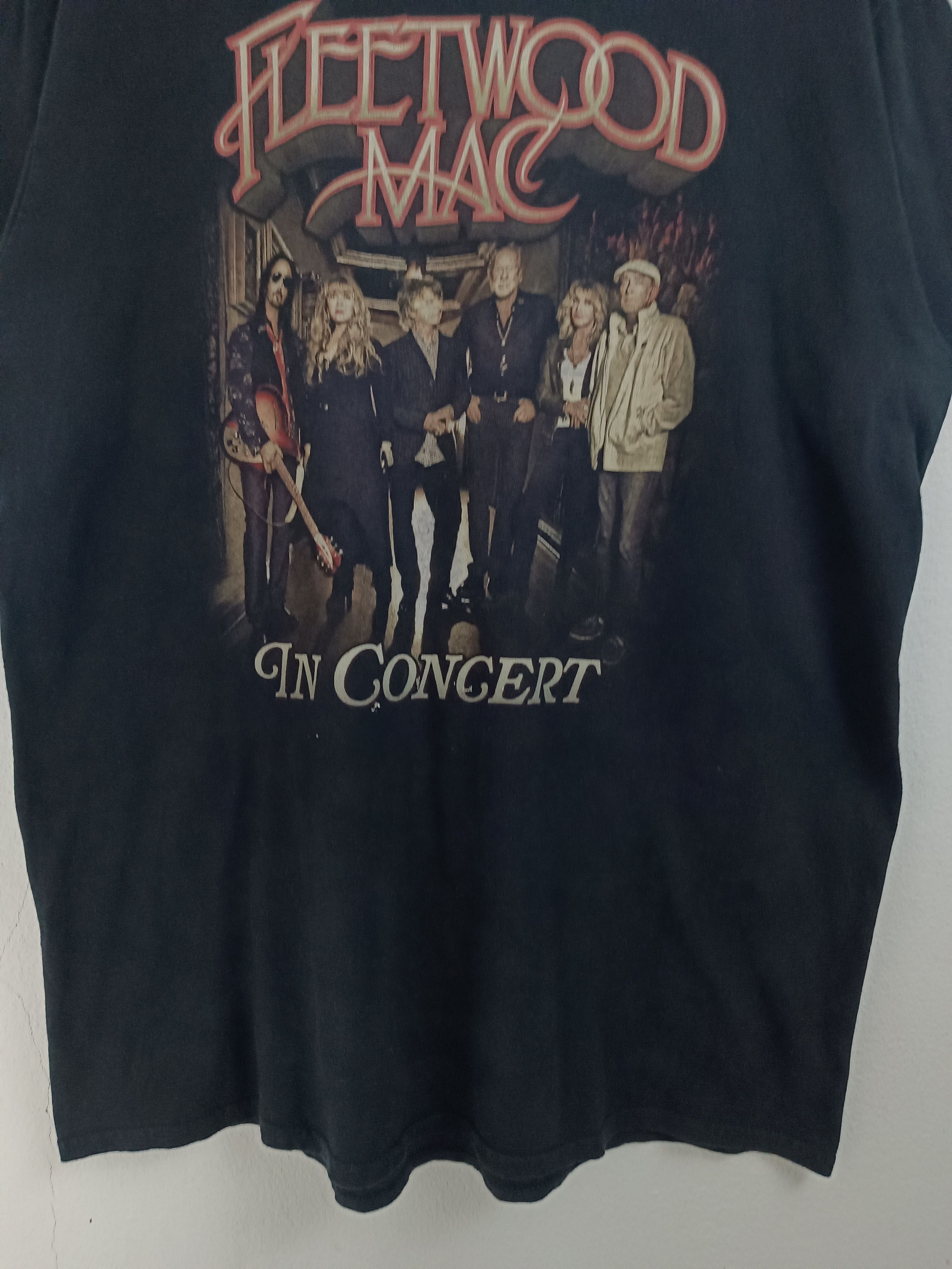 Band Tees VINTAGE 2018 FLEETWOOD MAC IN CONCERT TEE led eagles floyd Size US L / EU 52-54 / 3 - 7 Thumbnail