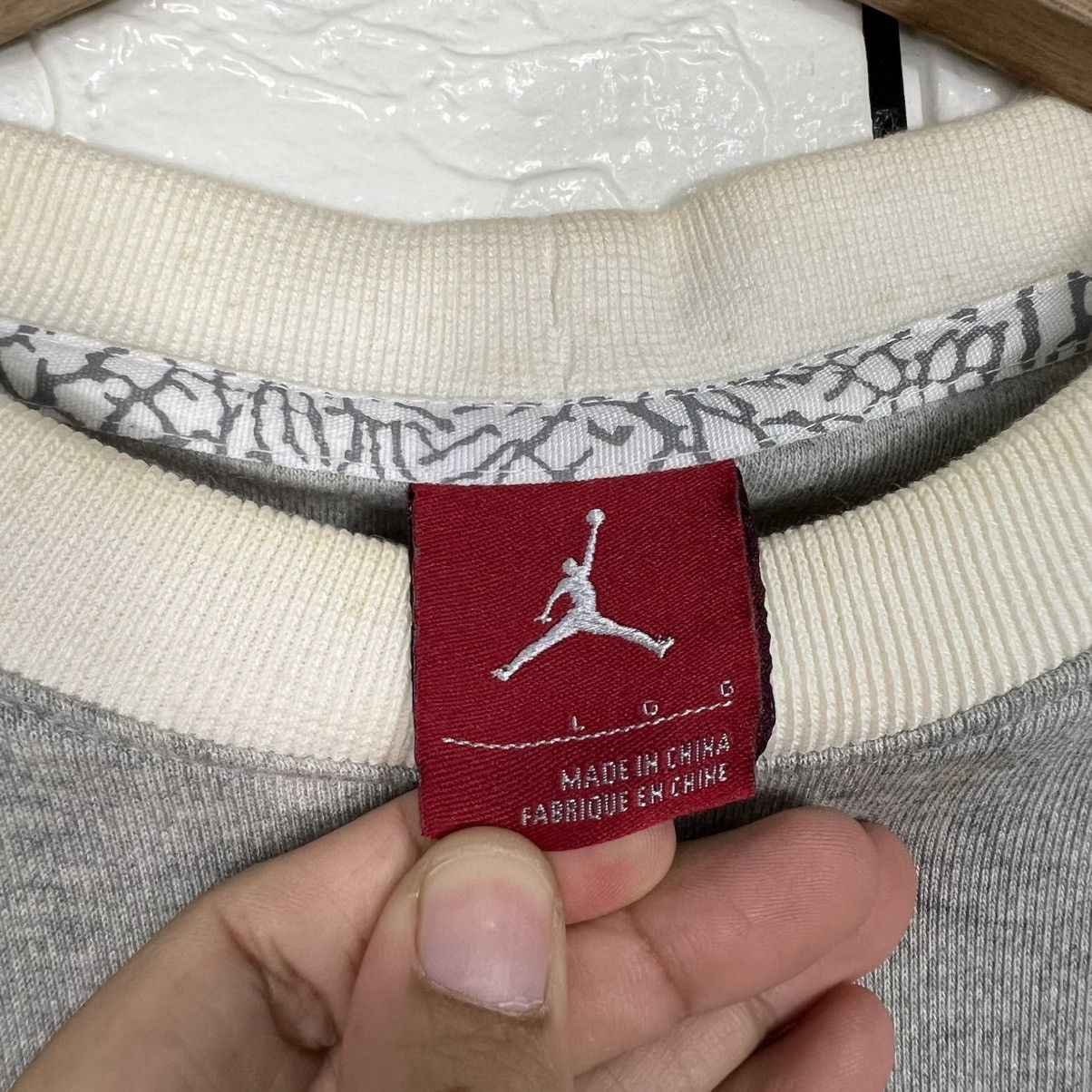 Jordan Brand AIR JORDAN Embroidered Logo Colorblock Sweatshirt #3946-C180 Size US L / EU 52-54 / 3 - 10 Thumbnail