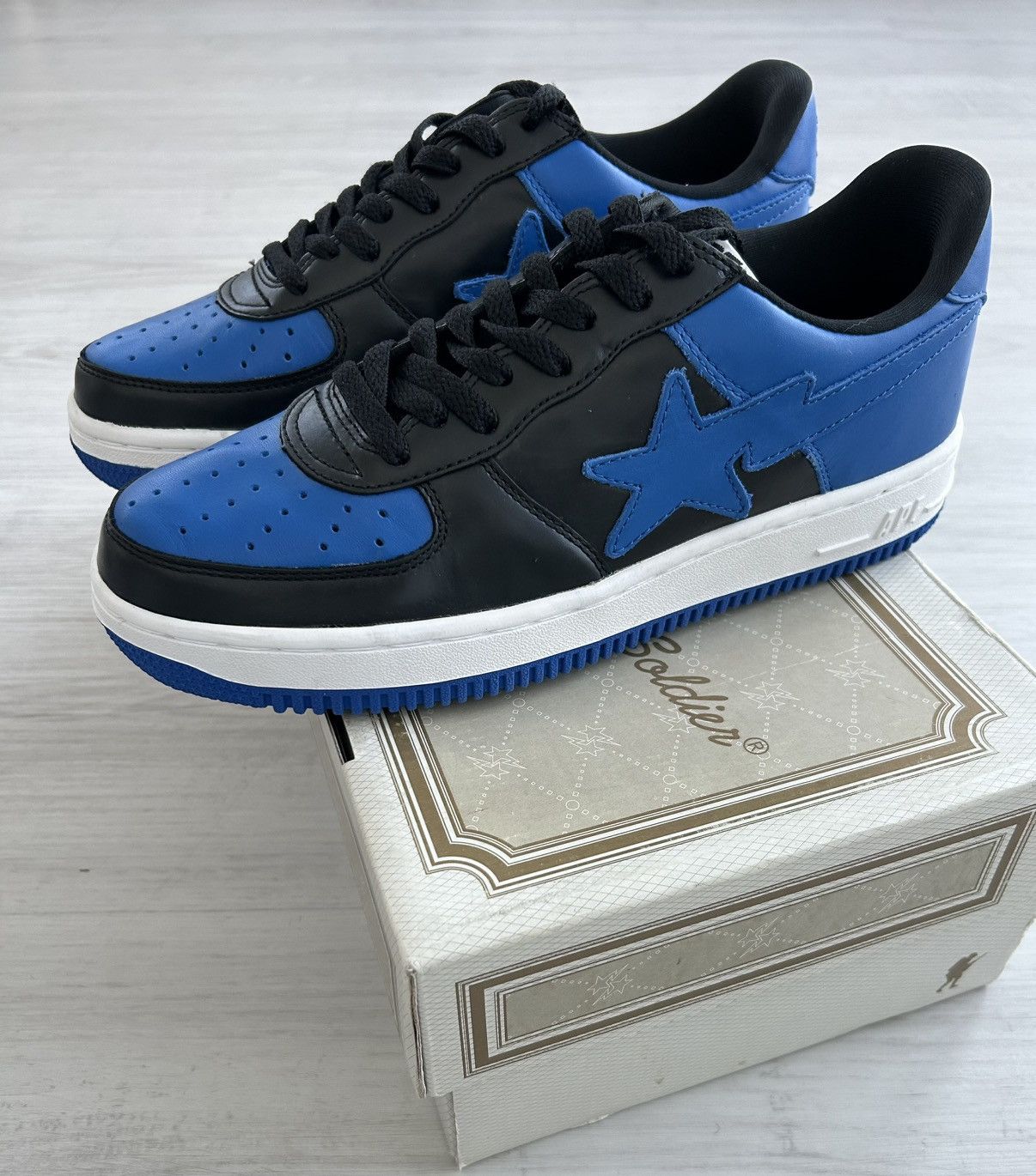 VERY RARE OG 2003 A BATHING APE ROYAL BLUE BAPESTA