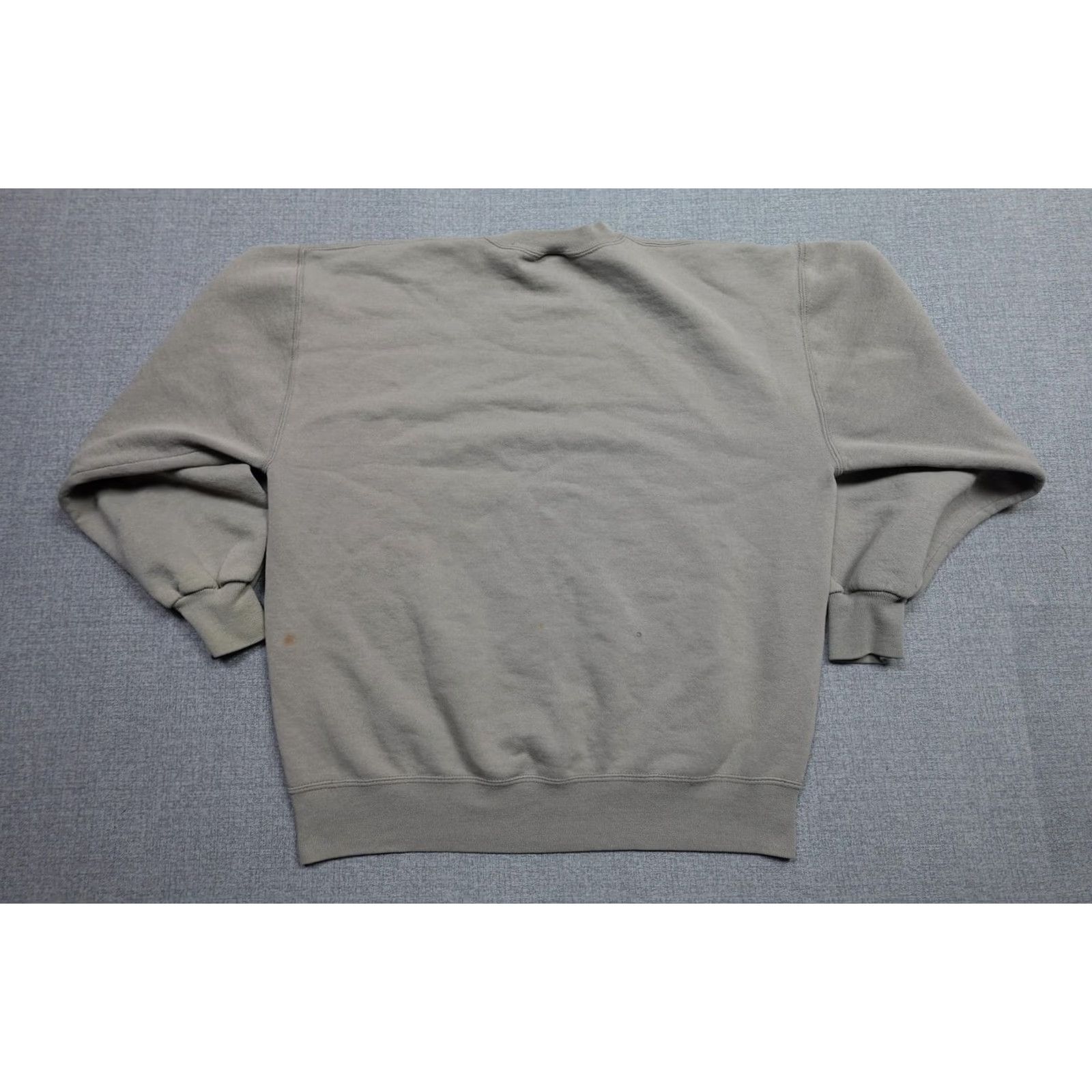 Russell Athletic VINTAGE Russell Athletic Sweatshirt Crewneck Mens L Brown 90s Fleece Logo Patch Classic Knit Pullover Made USA Size US L / EU 52-54 / 3 - 5 Thumbnail