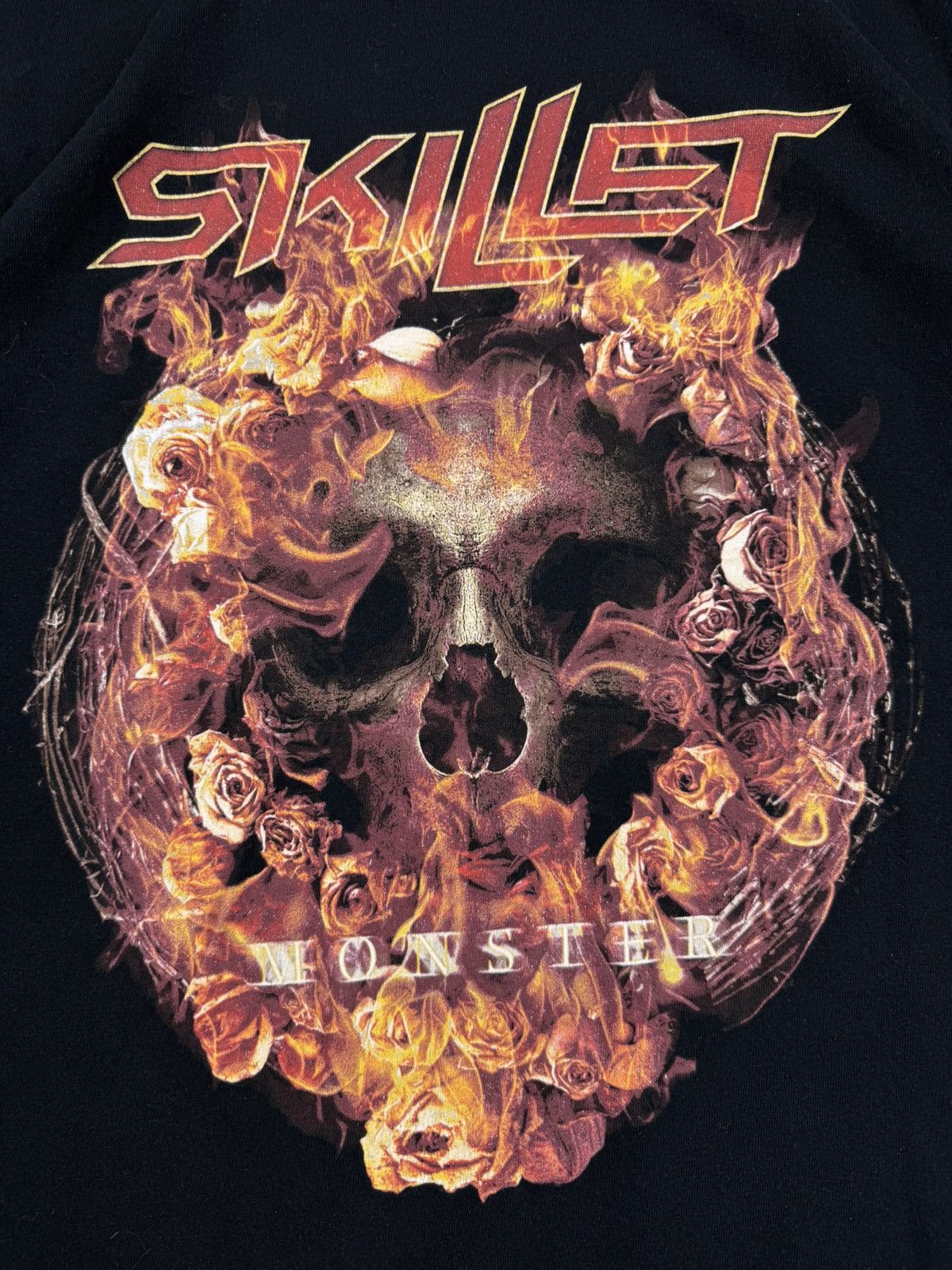 Band Tees × Vintage Vintage y2k Skillet monster graphic band tee Size US M / EU 48-50 / 2 - 4 Thumbnail