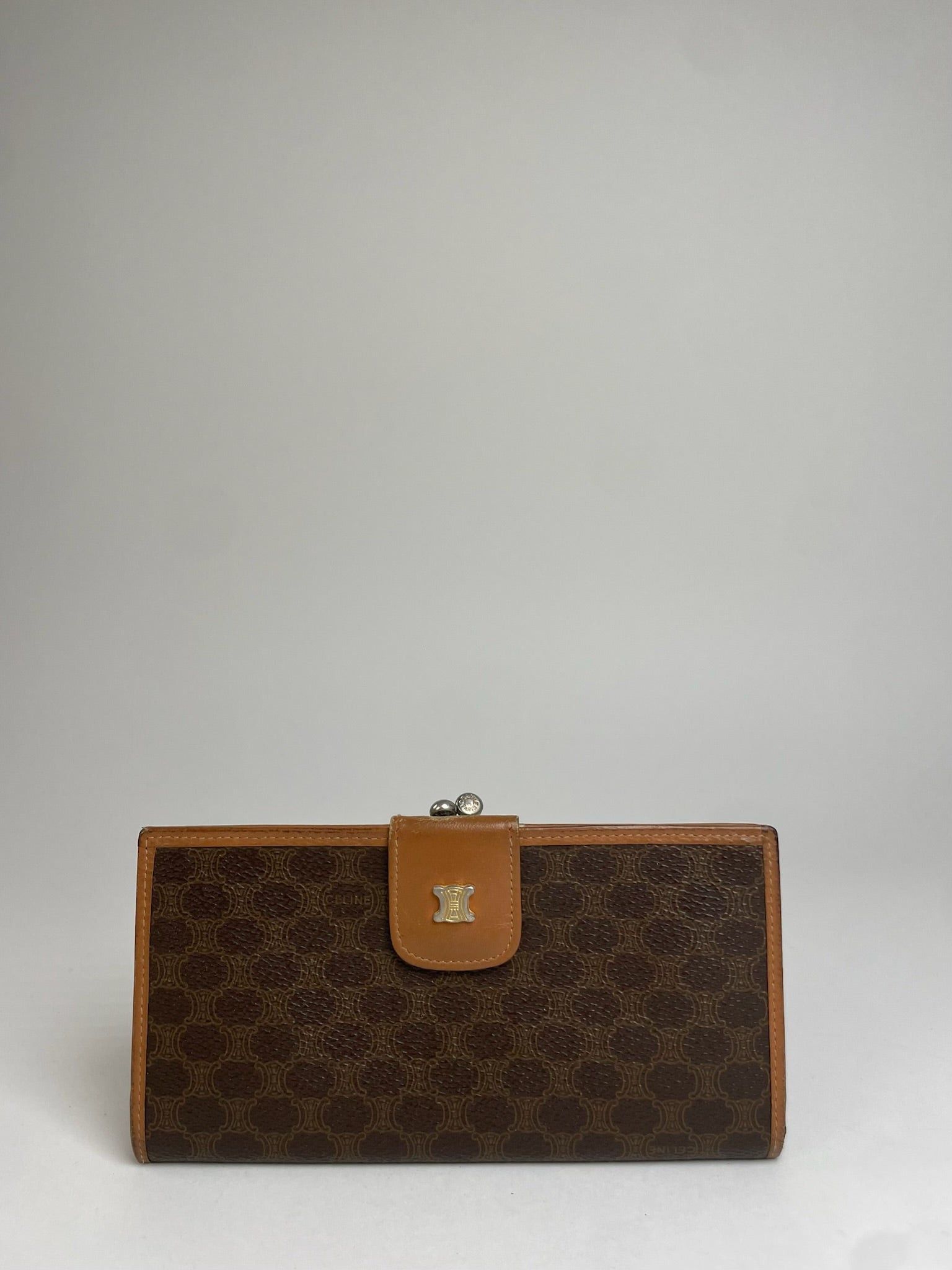 Celine Vintage Paris Triomphe Monogram Leather Wallet Brown Size ONE SIZE - 1 Thumbnail