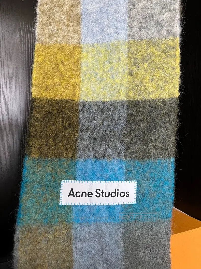 Acne Studios Acne Studios Classic Mohair Checkered Scarf - Olive Green/ Size ONE SIZE - 3 Thumbnail