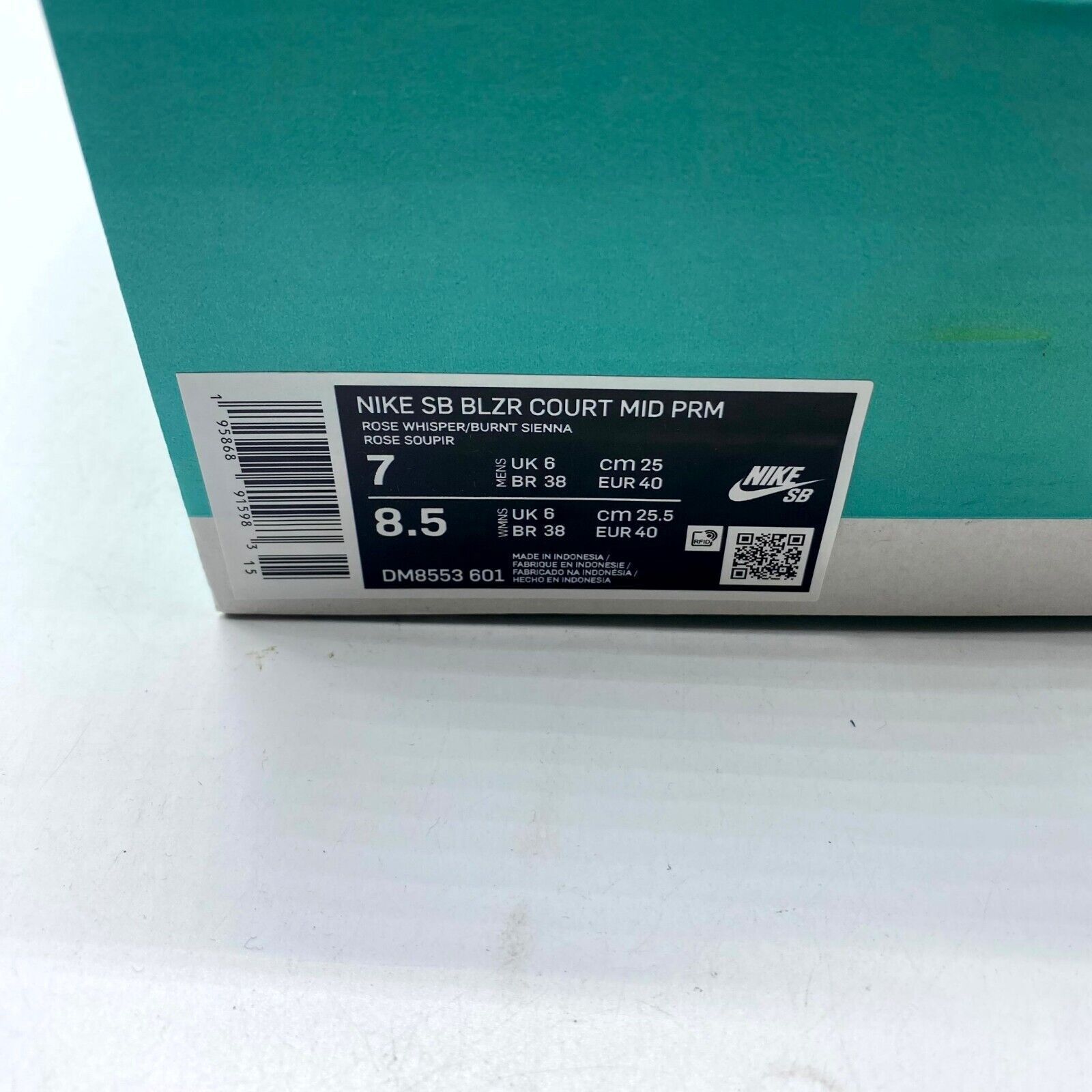 Nike NEW Nike SB Blazer Court Mid PRM DM8553-601 Men's Sneaker Size US 7 / EU 40 - 8 Thumbnail