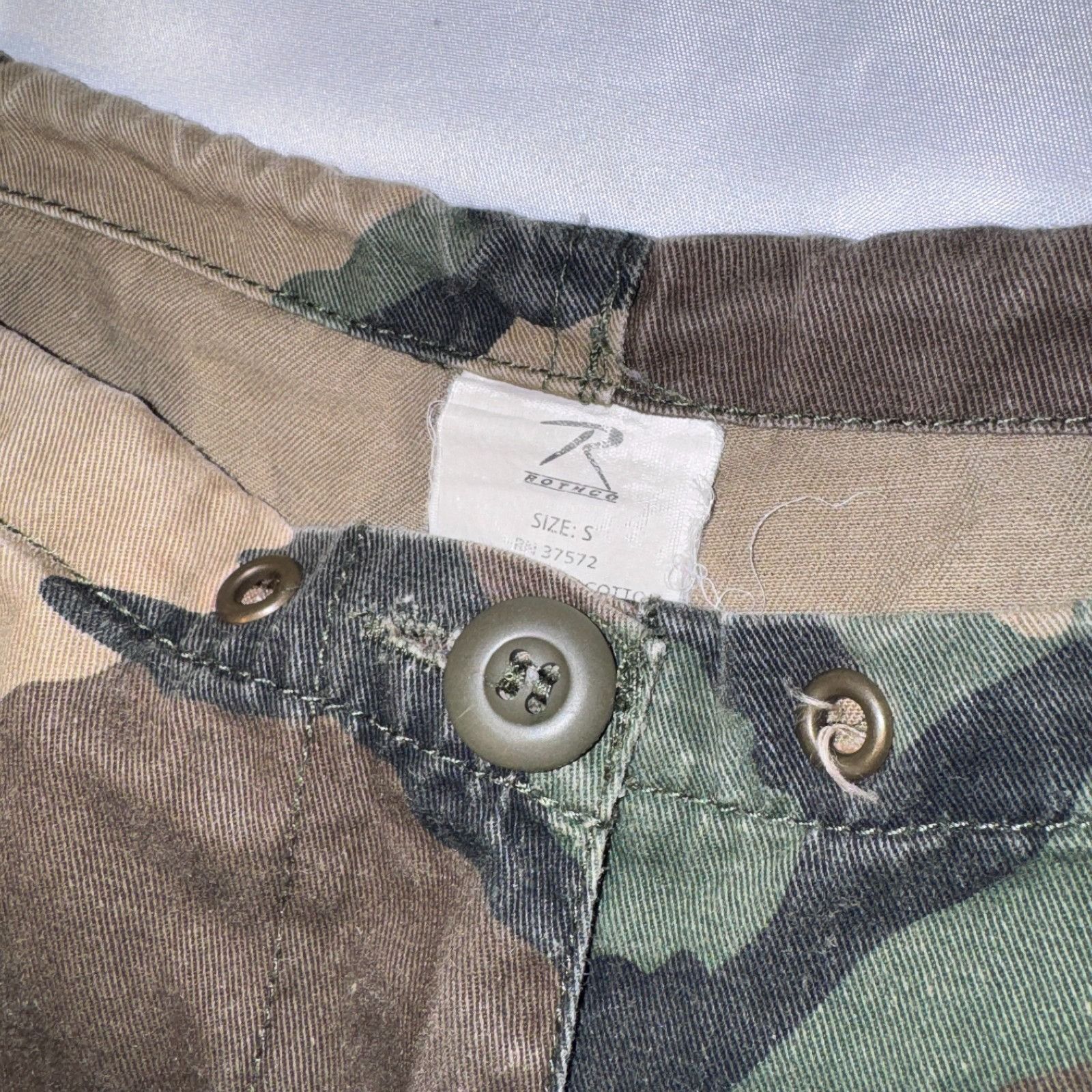 Other Y2K Camo Capri Pants Woman’s Small 34 Zebra Cross Patch Pea Size 34" / US 12 / IT 48 - 4 Thumbnail