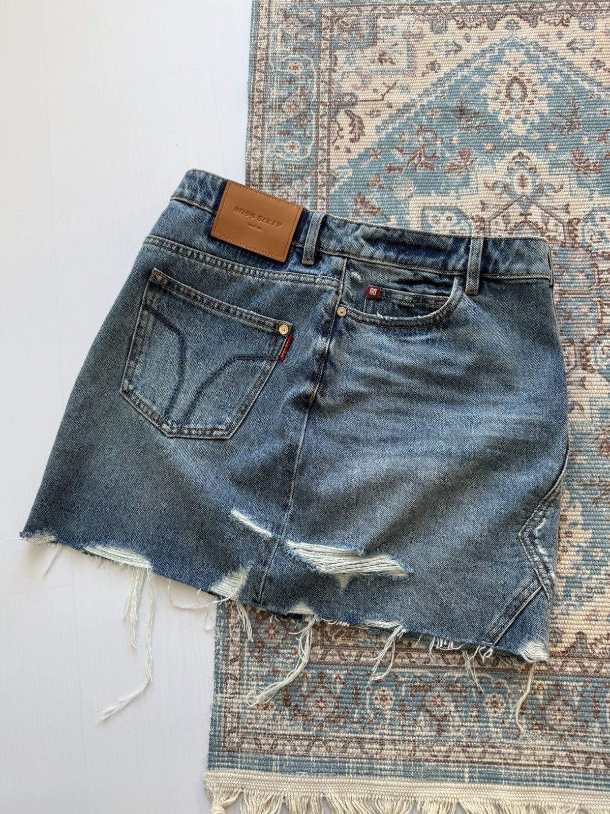 Miss Sixty Y2K Miss Sixty Denim Mini Skirt Size M Size 26" / US 2 / IT 38 - 2 Thumbnail