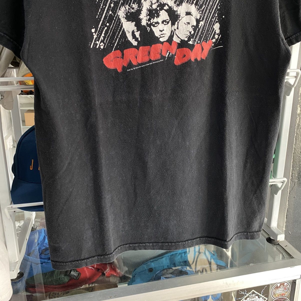 Band Tees × Vintage Vintage Green Day 2005 Tour By Cinder Block Tees Tshirt Size US M / EU 48-50 / 2 - 4 Thumbnail