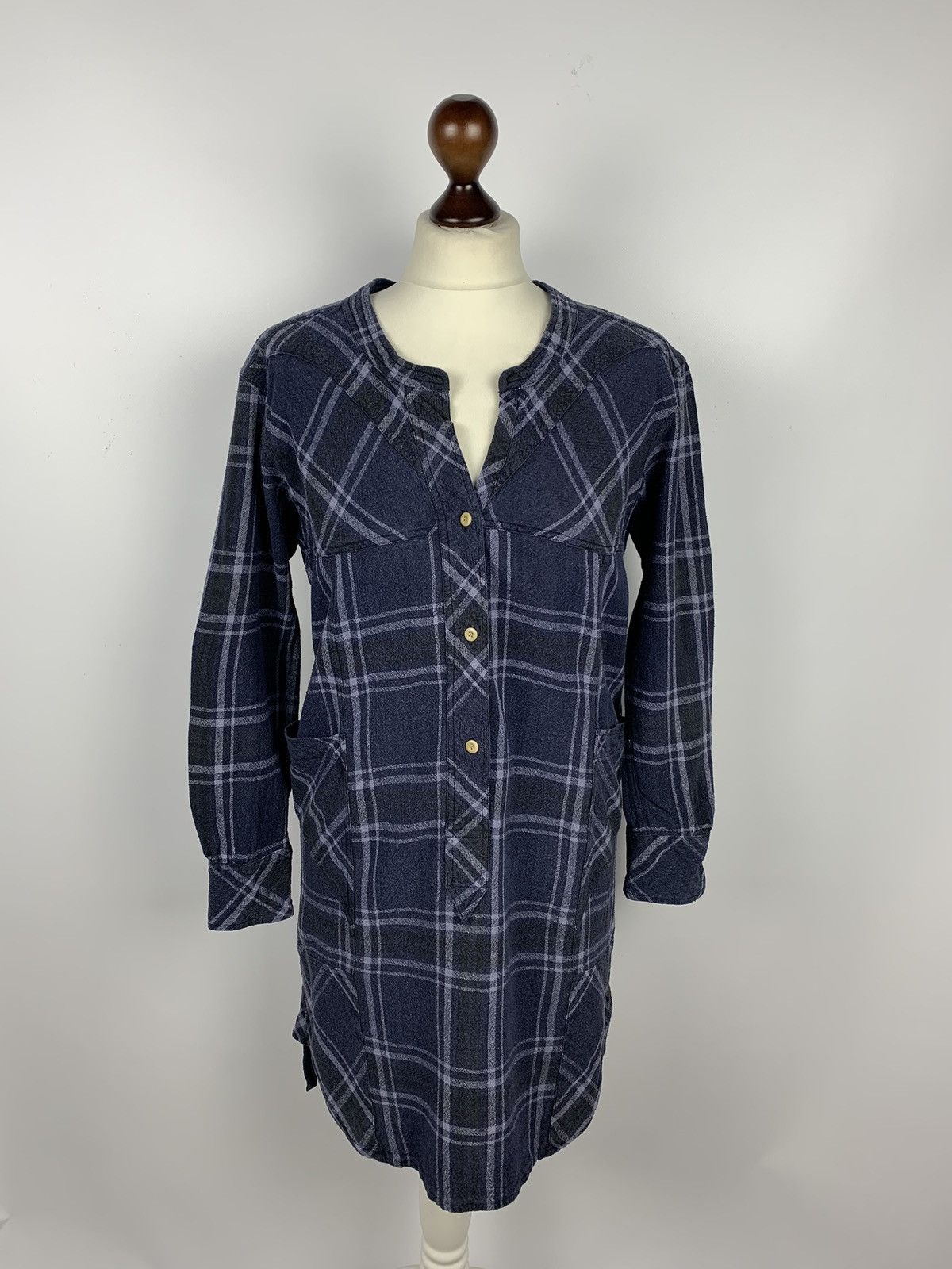 Isabel Marant Designer Isabel Marant Plaid Blouse Shirt Size 1 Avant Garde Size XS / US 0-2 / IT 36-38 - 1 Thumbnail