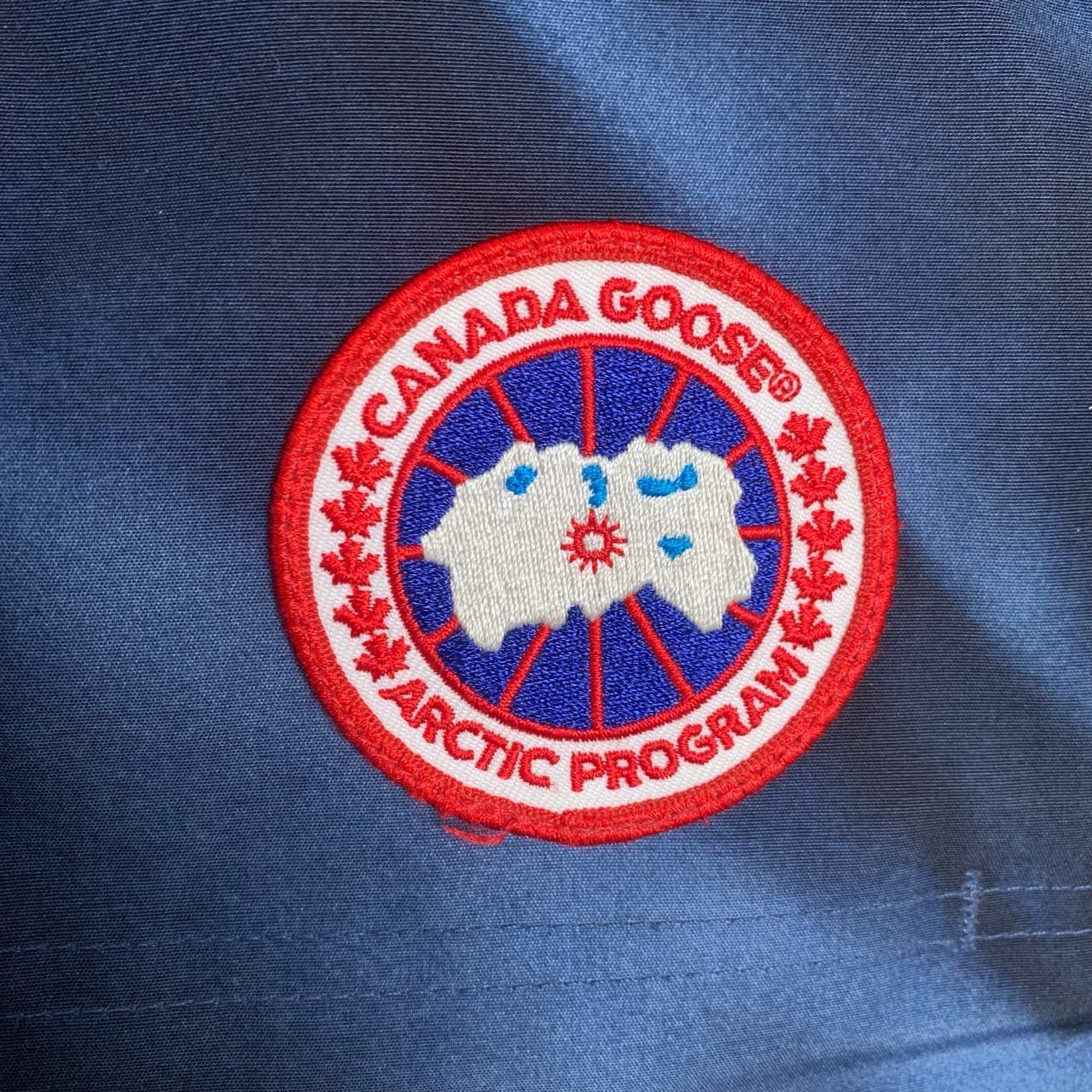 Canada Goose Canada Goose Expedition Camo Fur Down Jacket Navy (M) Size US M / EU 48-50 / 2 - 5 Thumbnail