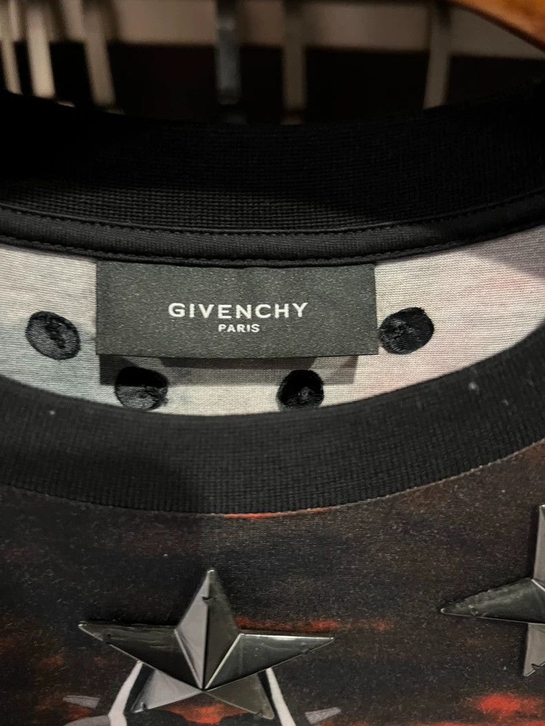 Givenchy Givenchy Red airplane short-sleeved T-shirt, loose fit, S Size US S / EU 44-46 / 1 - 2 Thumbnail
