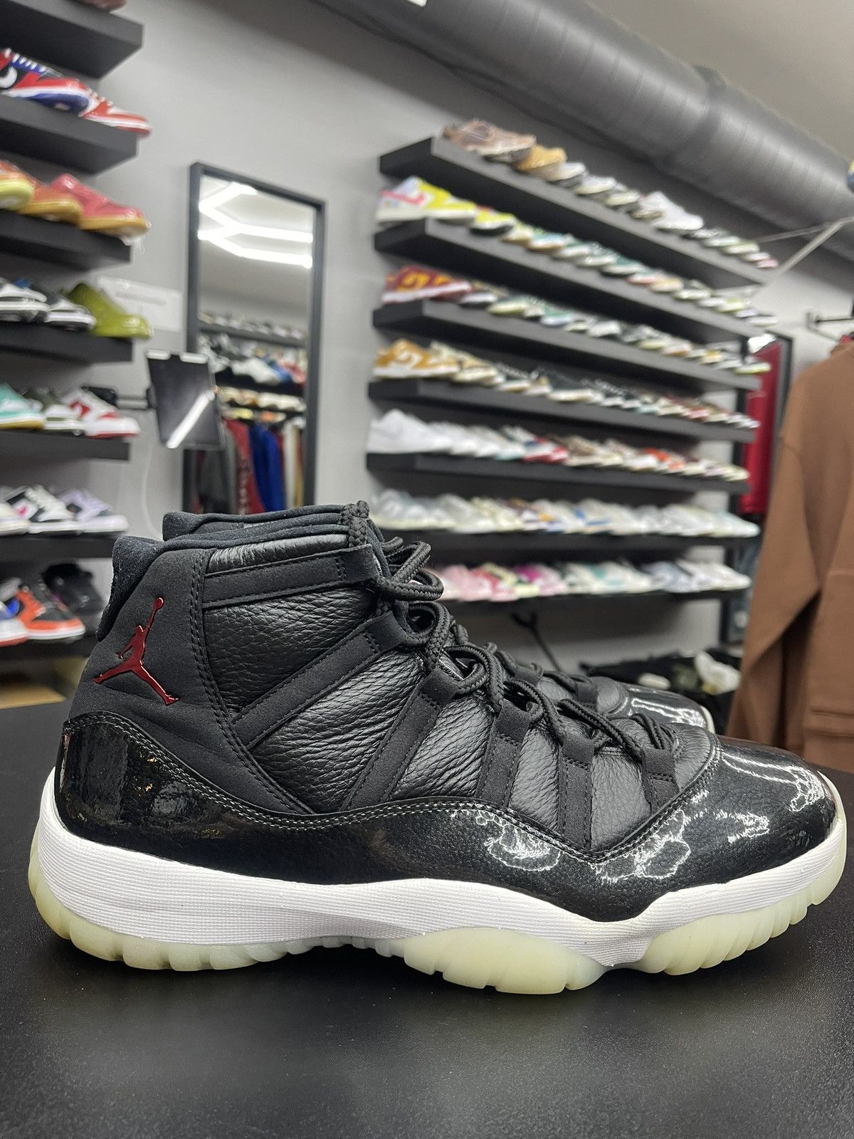 Jordan Brand Size 11 - Jordan 11 Retro High 72-10 Great Condition! Size US 11 / EU 44 - 3 Thumbnail