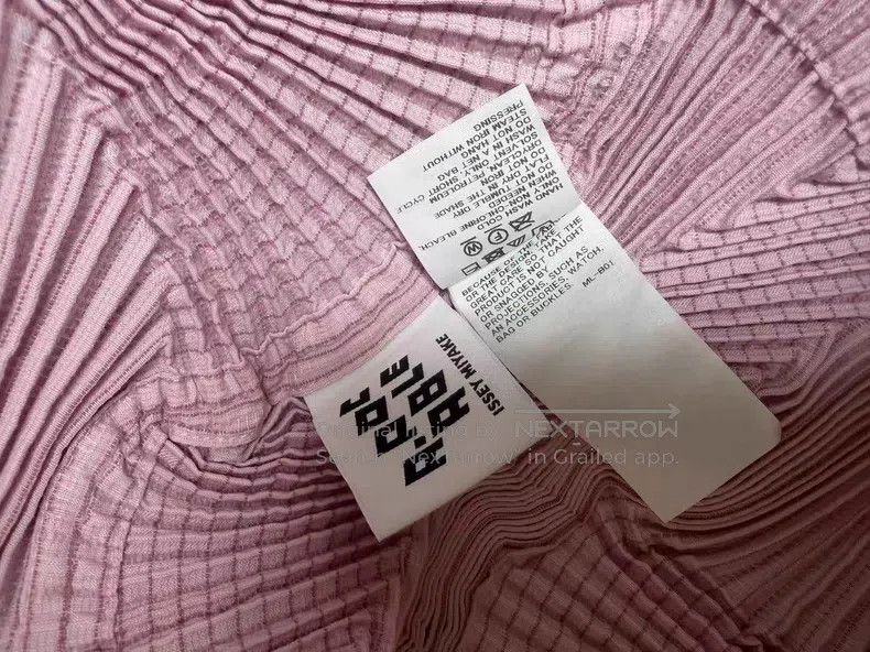 Issey Miyake Issey Miyake Puff Coat Size S / US 4 / IT 40 - 2 Thumbnail