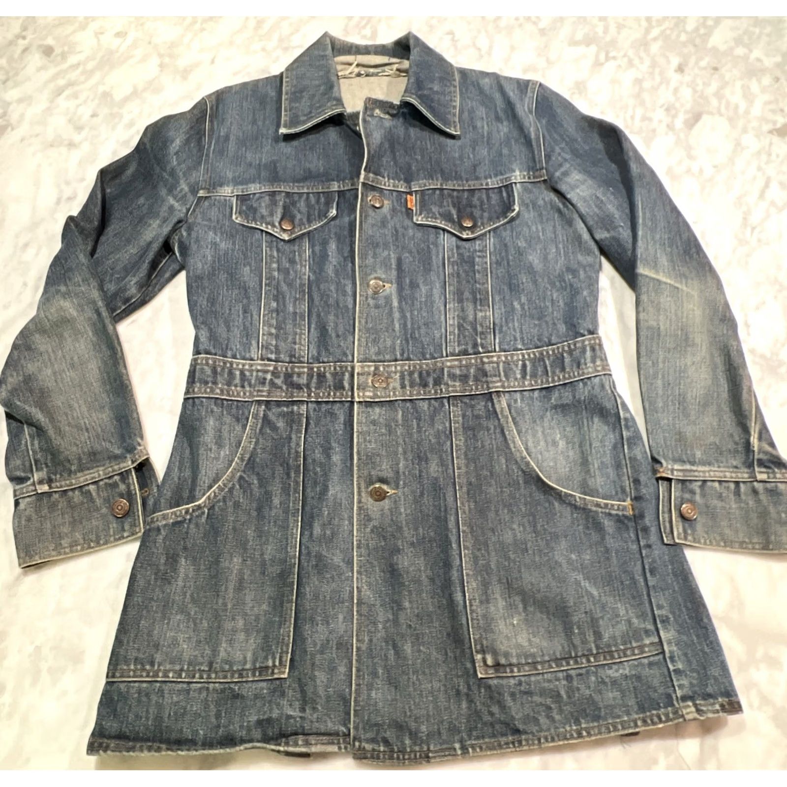 Levi's VINTAGE Levi’s Jacket Men's M Orange Tab Split Tail Chore Long Denim Blue 70s Workwear Size US 31 - 3 Thumbnail