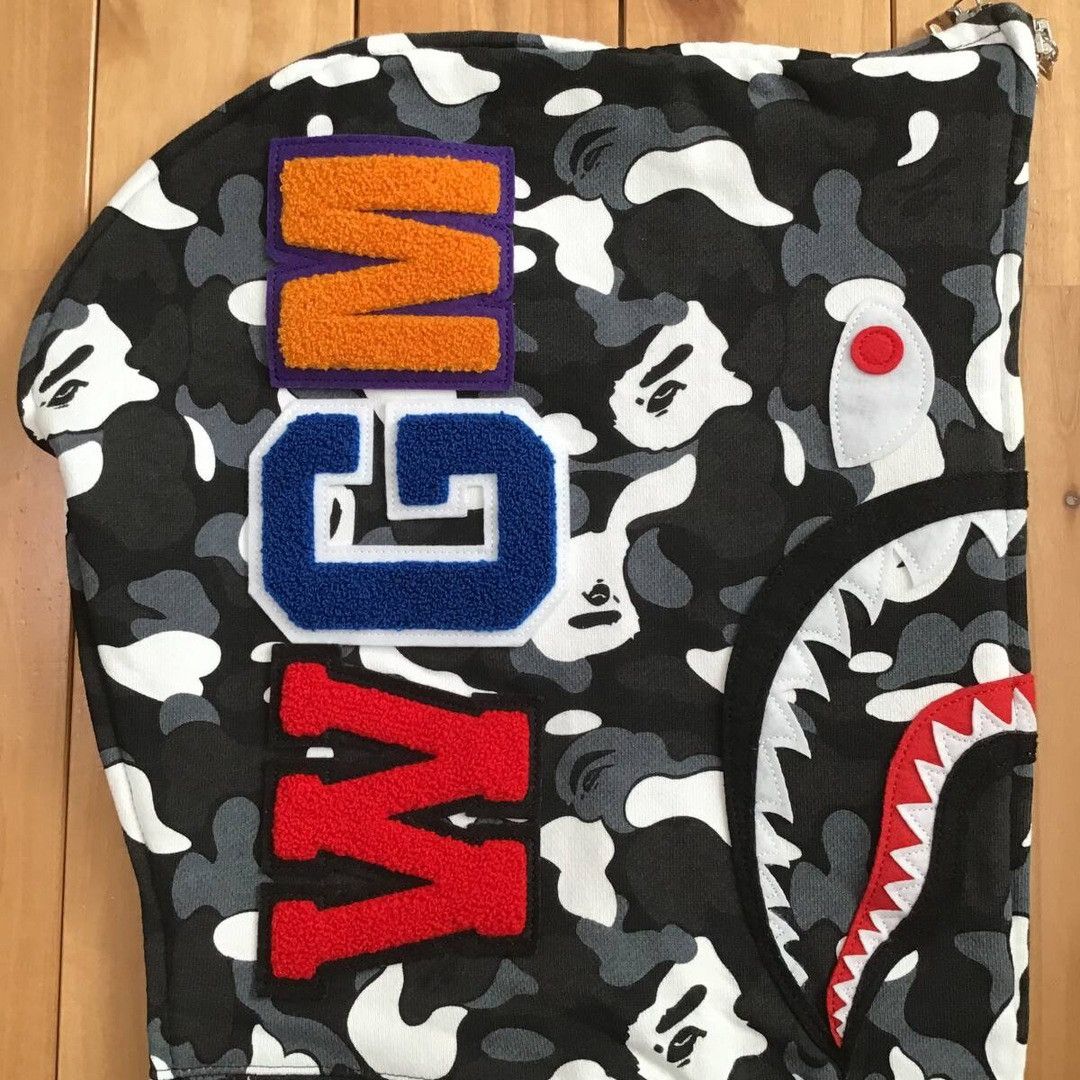 Bape 🔥DSMG Store Camo🔥 BAPE Separate shark full zip hoodie APE Size US L / EU 52-54 / 3 - 5 Thumbnail