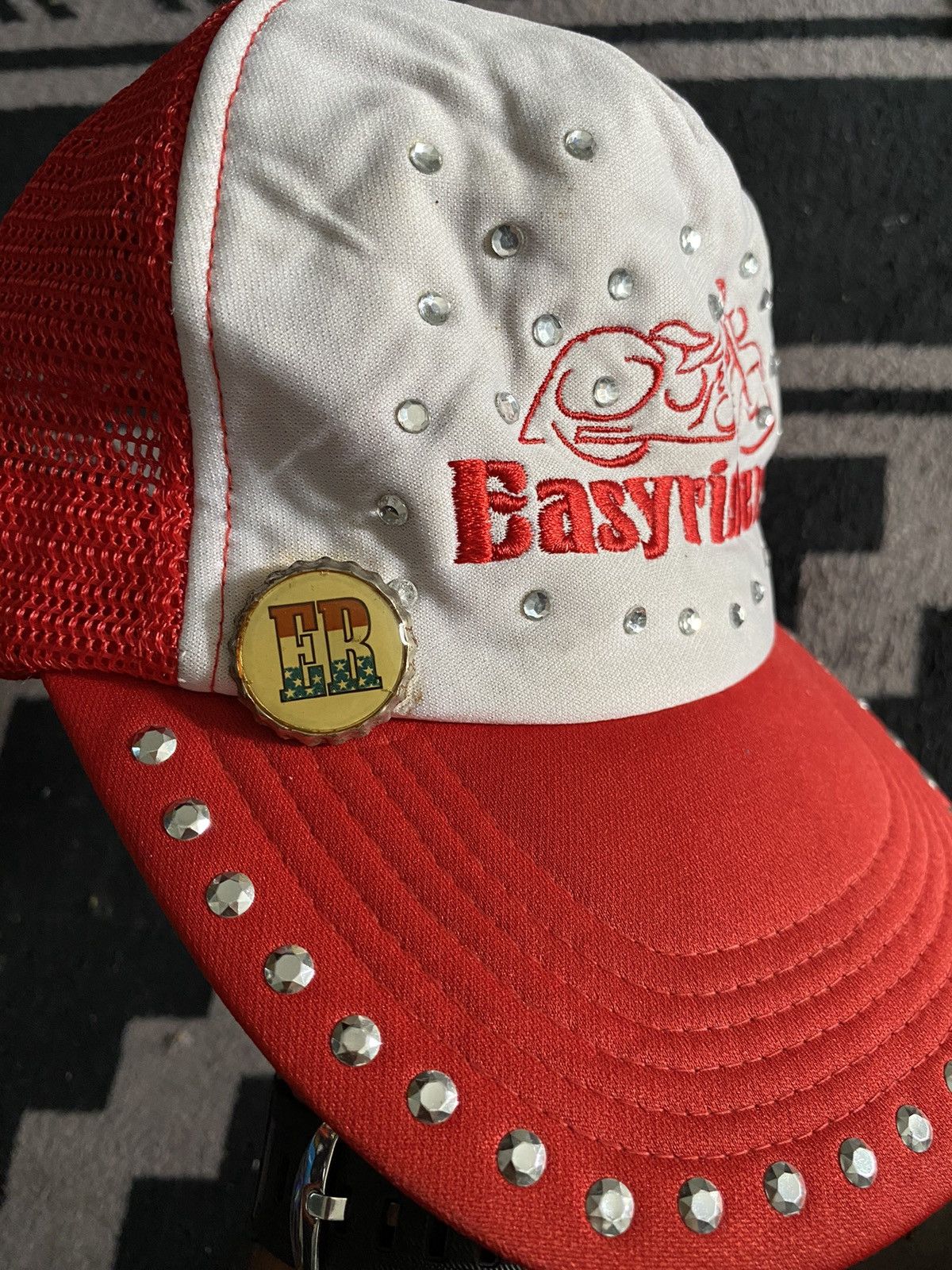 Other Vintage Easy Riders pin button glitter trucker hats Size ONE SIZE - 3 Thumbnail
