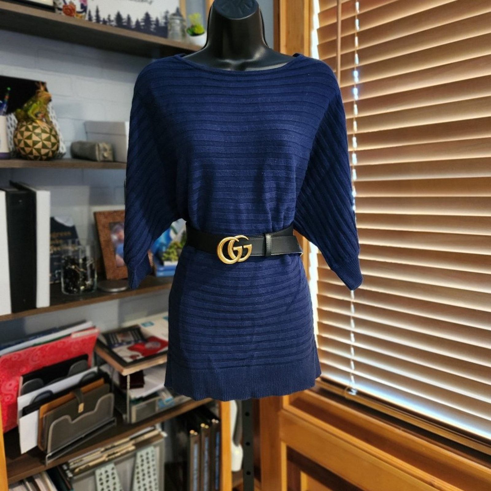 Ann Taylor Horizontal Ribbed Tunic Sweater from Ann Taylor Size M / US 6-8 / IT 42-44 - 1 Thumbnail