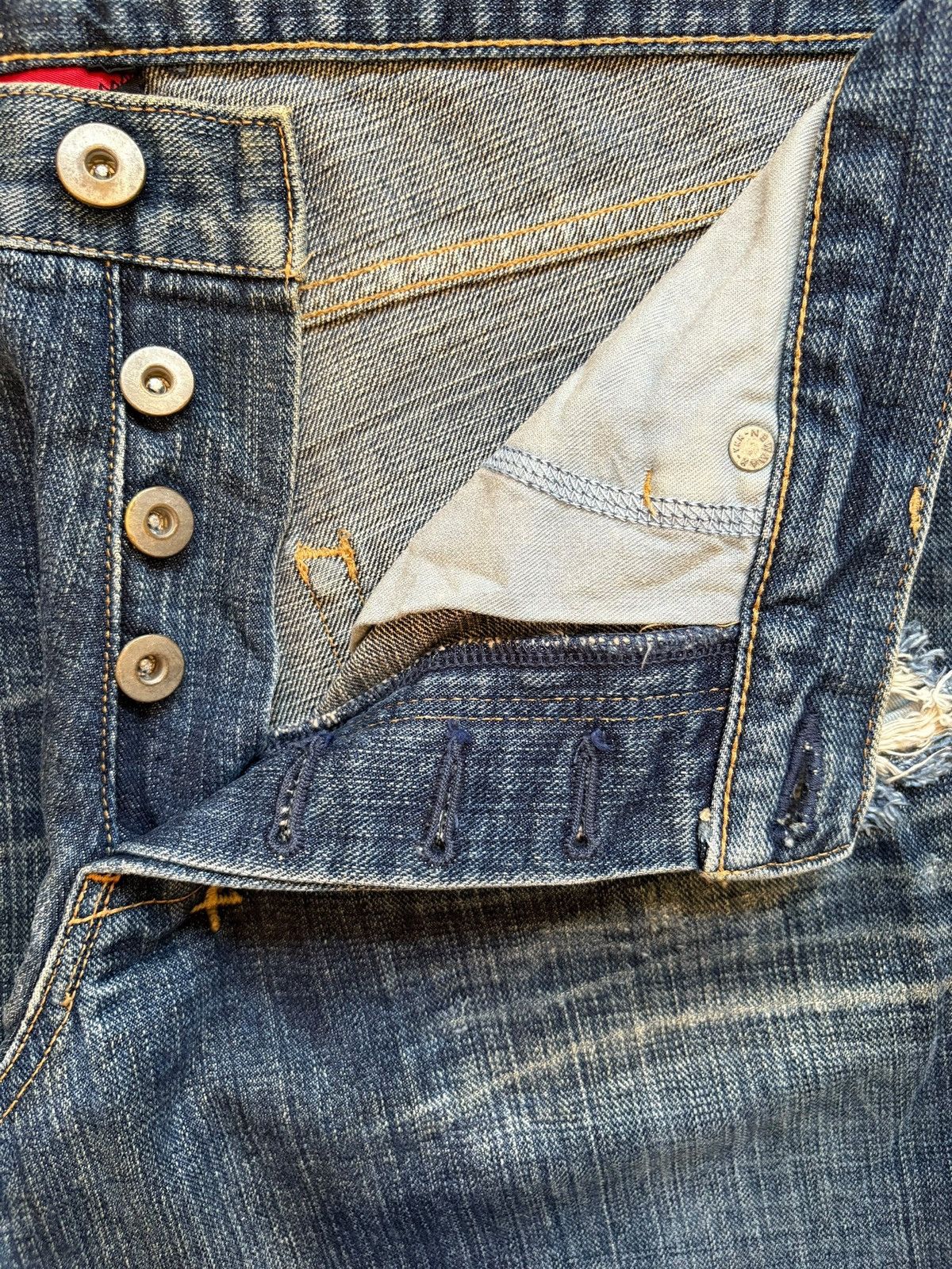 Japanese Brand Vintage Japanese Brand Mud Wash Distressed Baggy Jeans Size US 34 / EU 50 - 3 Thumbnail