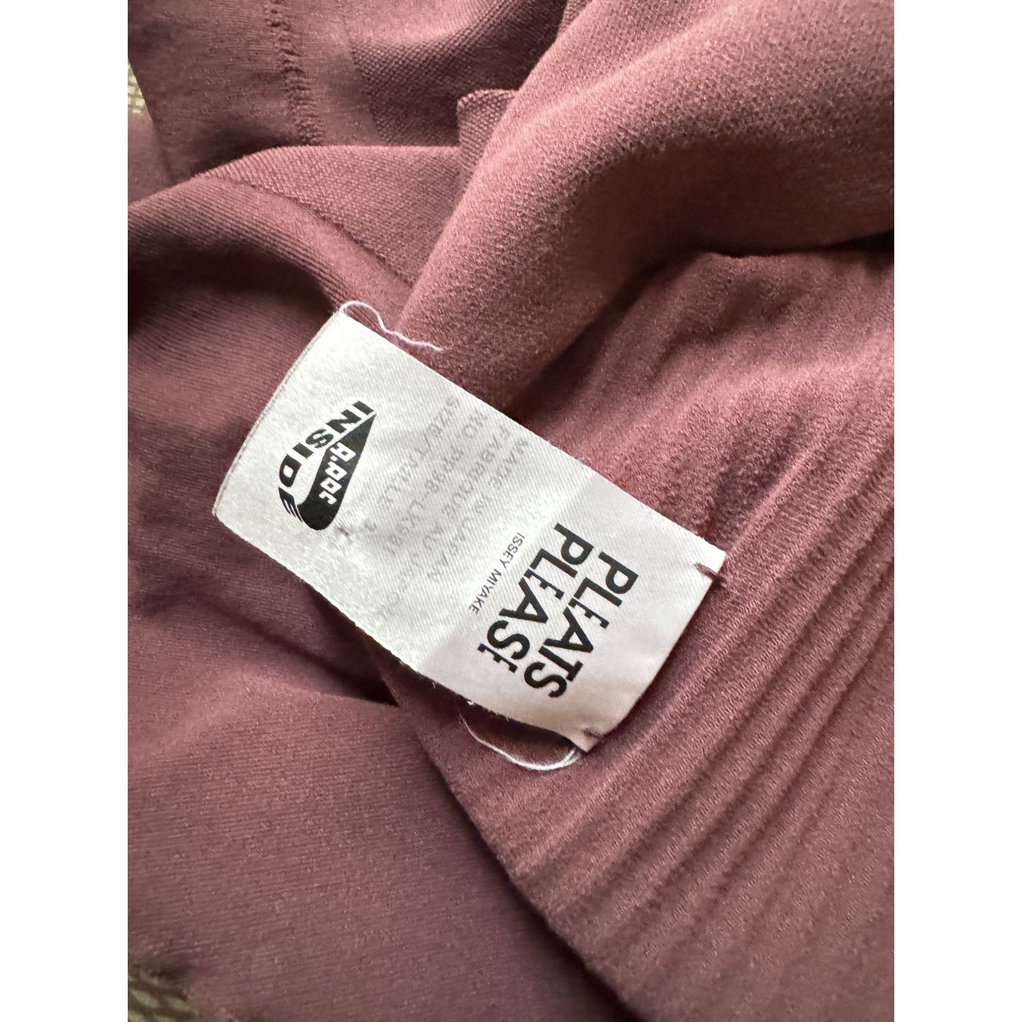 Issey Miyake Burgundy Rollneck Size S / US 4 / IT 40 - 5 Thumbnail