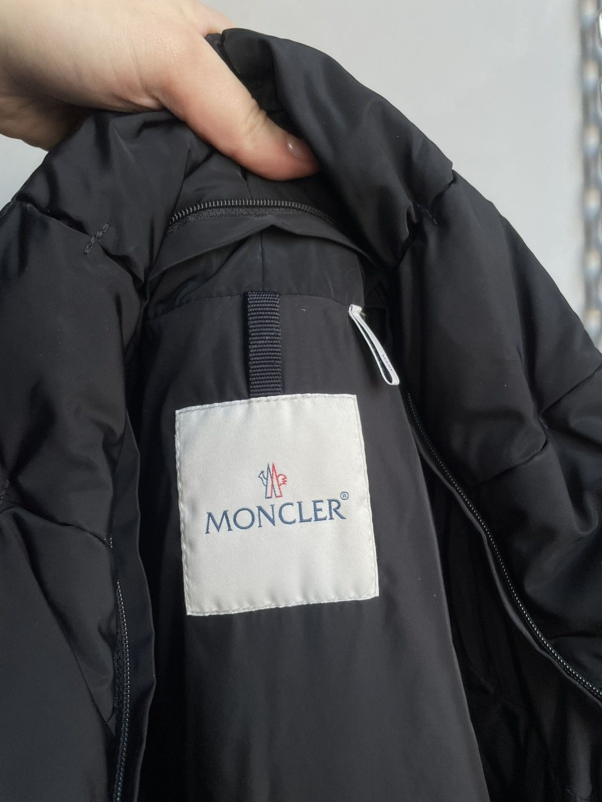 Moncler Vintage Moncler Down Jacket Long 2000’s puff Size L / US 10 / IT 46 - 14 Thumbnail