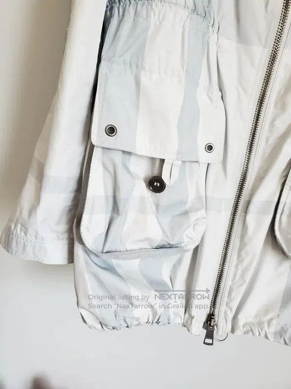 Burberry Burberry Light Blue Plaid Mid-Length Coat. Size L / US 10 / IT 46 - 4 Thumbnail