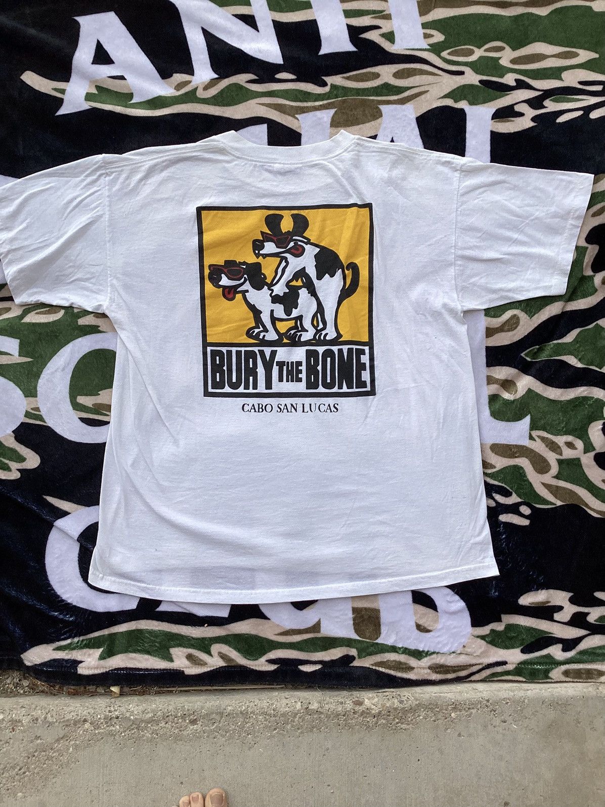 Other × Vintage Vtg 90s Cabo San Lucas Mexico bury the bone single stitch Te Size US XL / EU 56 / 4 - 1 Thumbnail