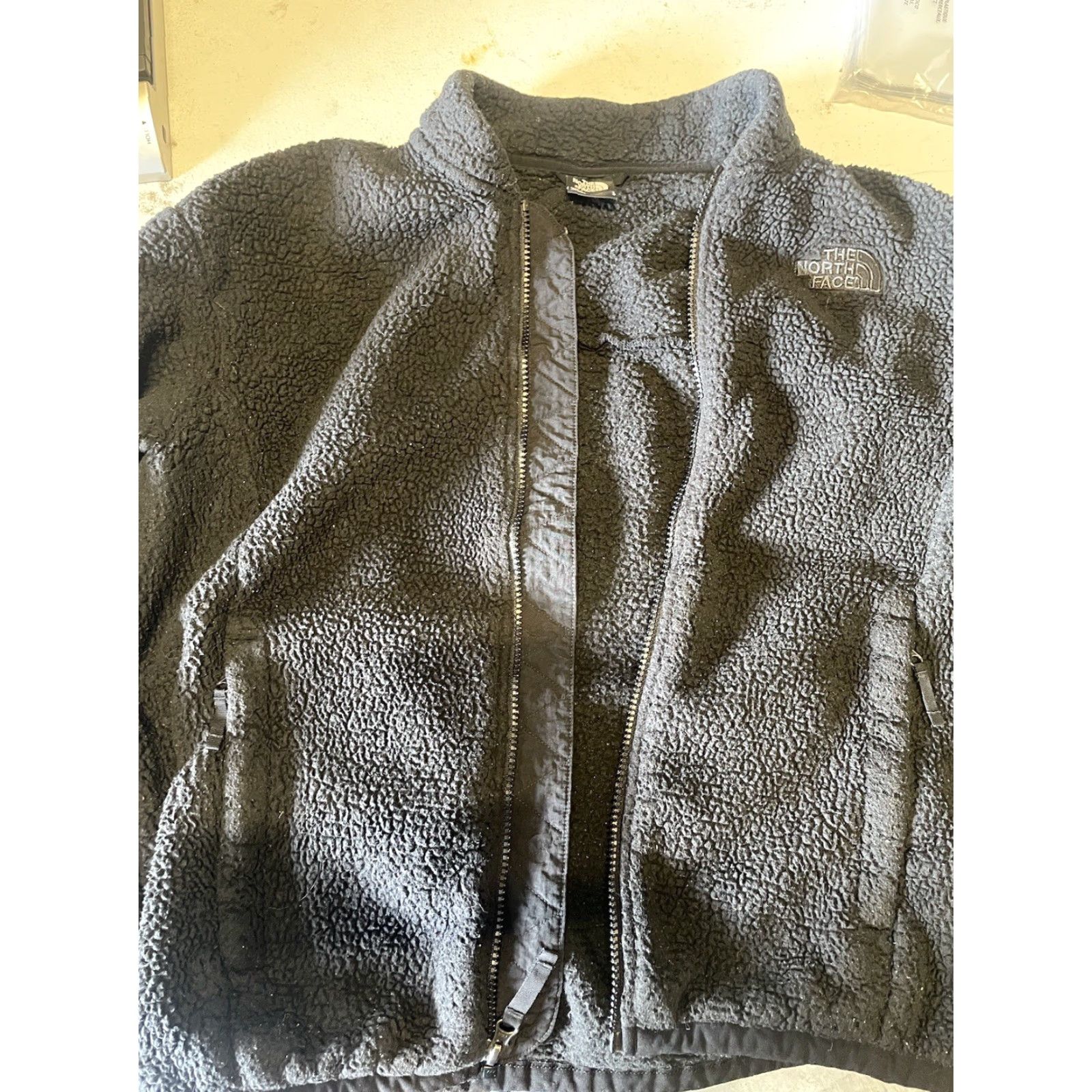 The North Face The North Face Jacket Womens Large Black Winter Zip Up Made In Jordan Fuzzy Size L / US 10 / IT 46 - 4 Thumbnail