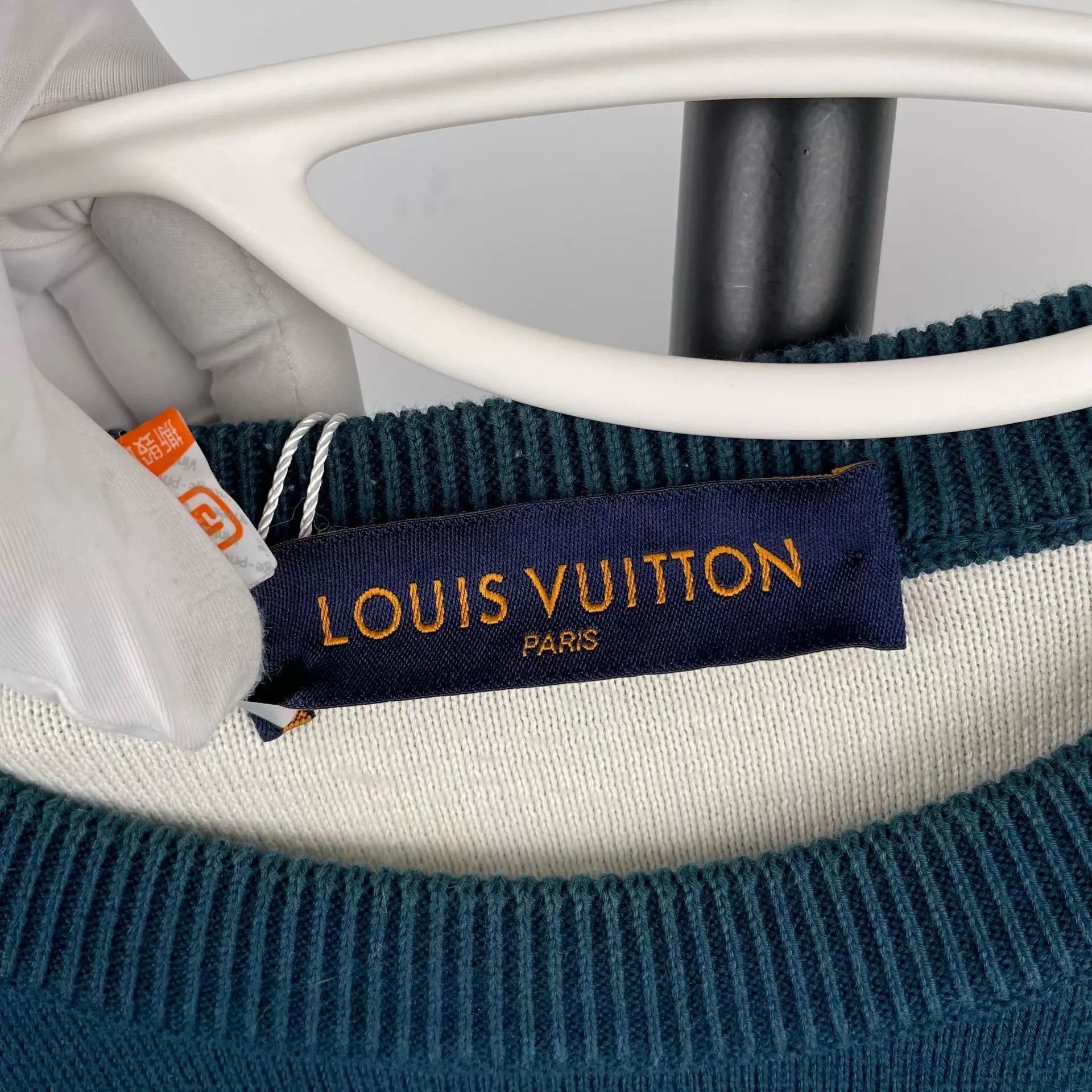 Louis Vuitton LV Cyan Classic Logo Knitted Long Sleeve Sweater Size M Size US M / EU 48-50 / 2 - 3 Thumbnail