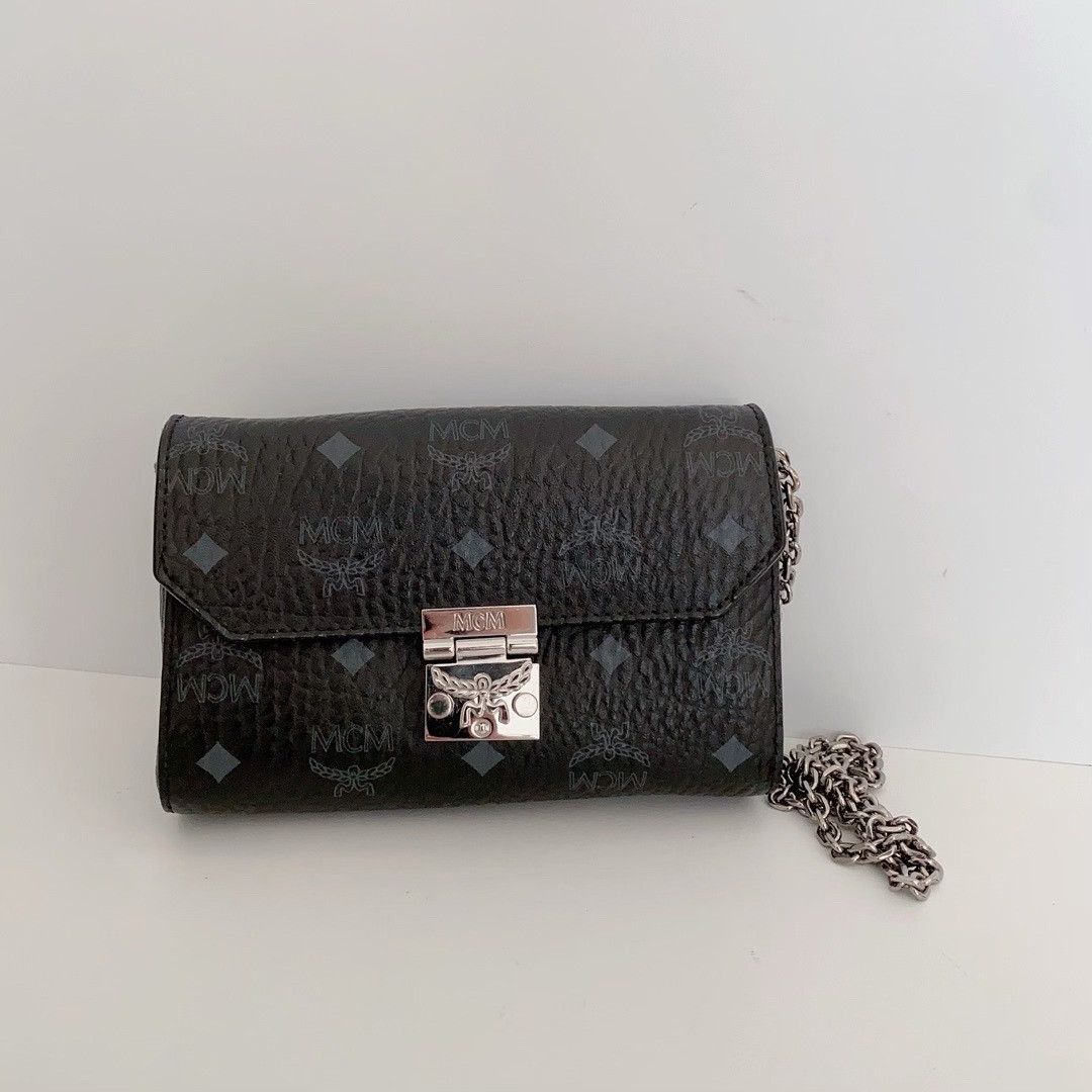 MCM Pre-loved Bag Very good condition Size ONE SIZE - 1 Thumbnail