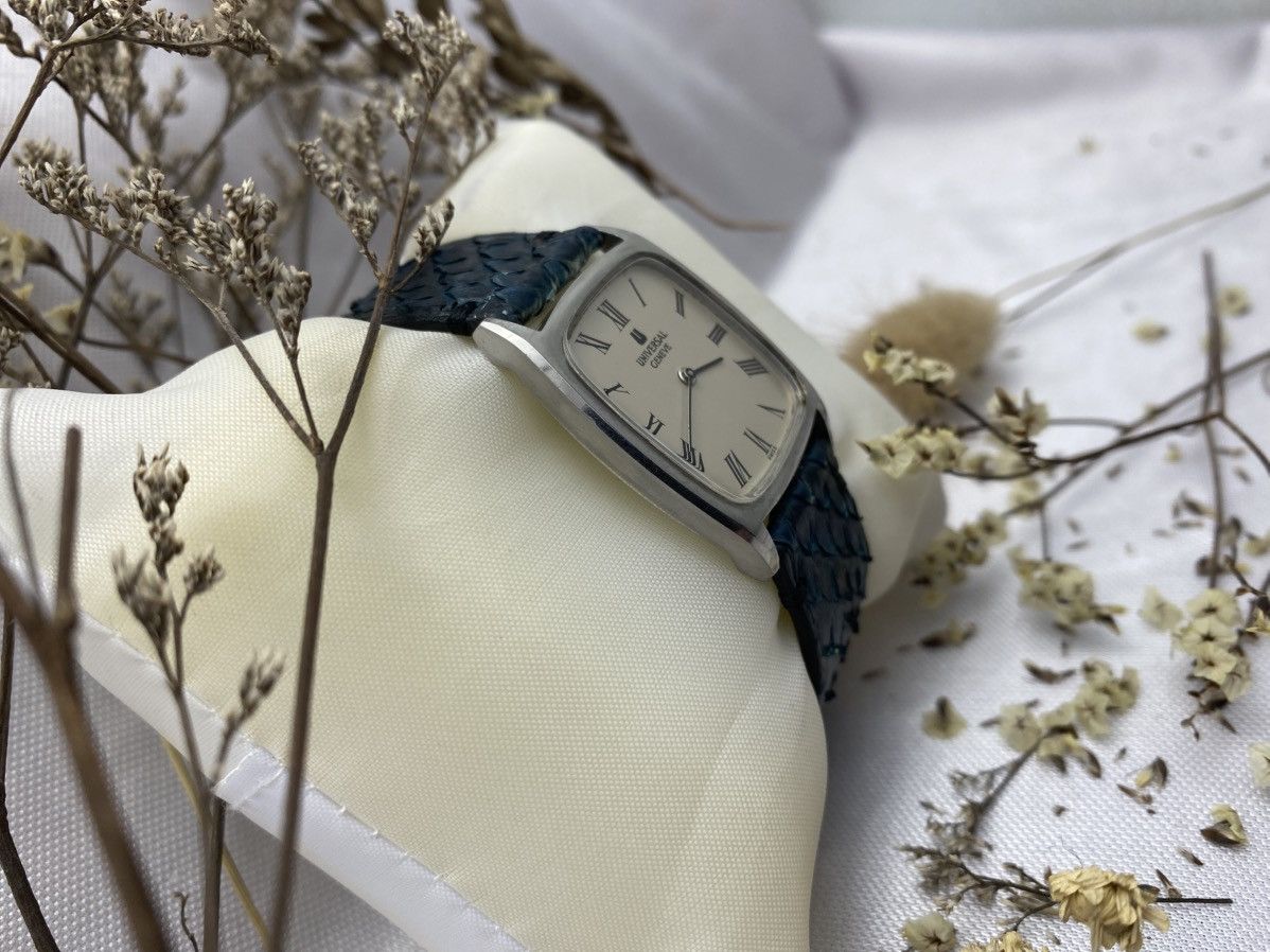 Vintage Universal Geneve Roman Index Size 32 - 3 Thumbnail
