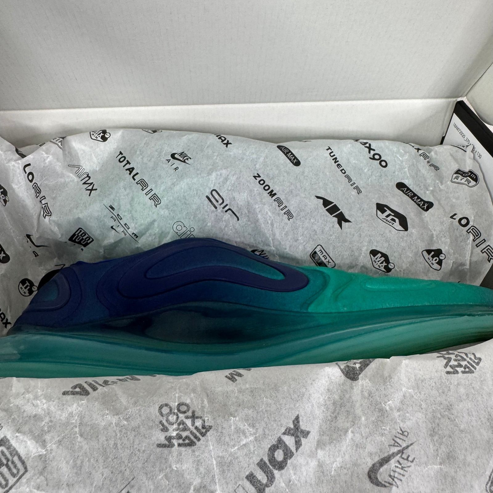 Nike Air Max 720 Mens Size 11.5 Sea Forest Sneakers